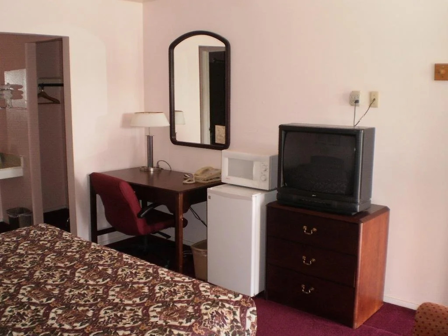 American Inn by OYO Colorado City I-20