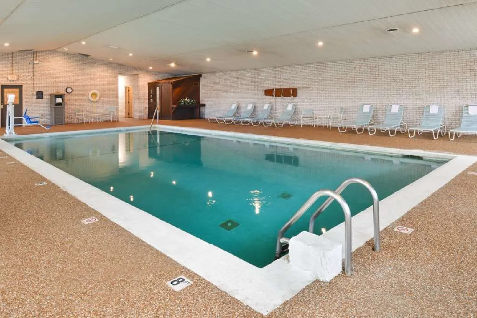 Days Inn By Wyndham Whitmore Lake