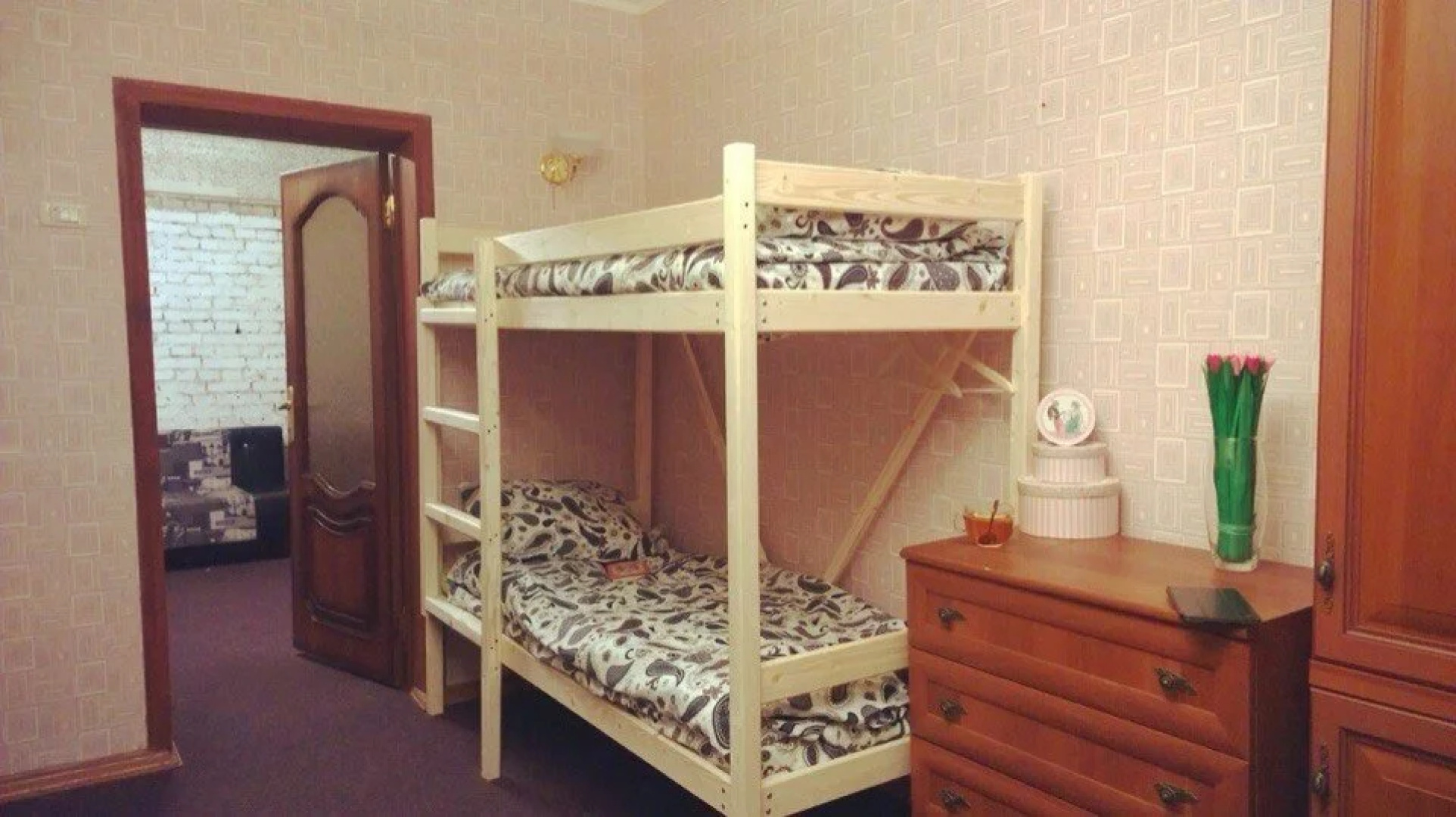 Zvezda Hostel Mira
