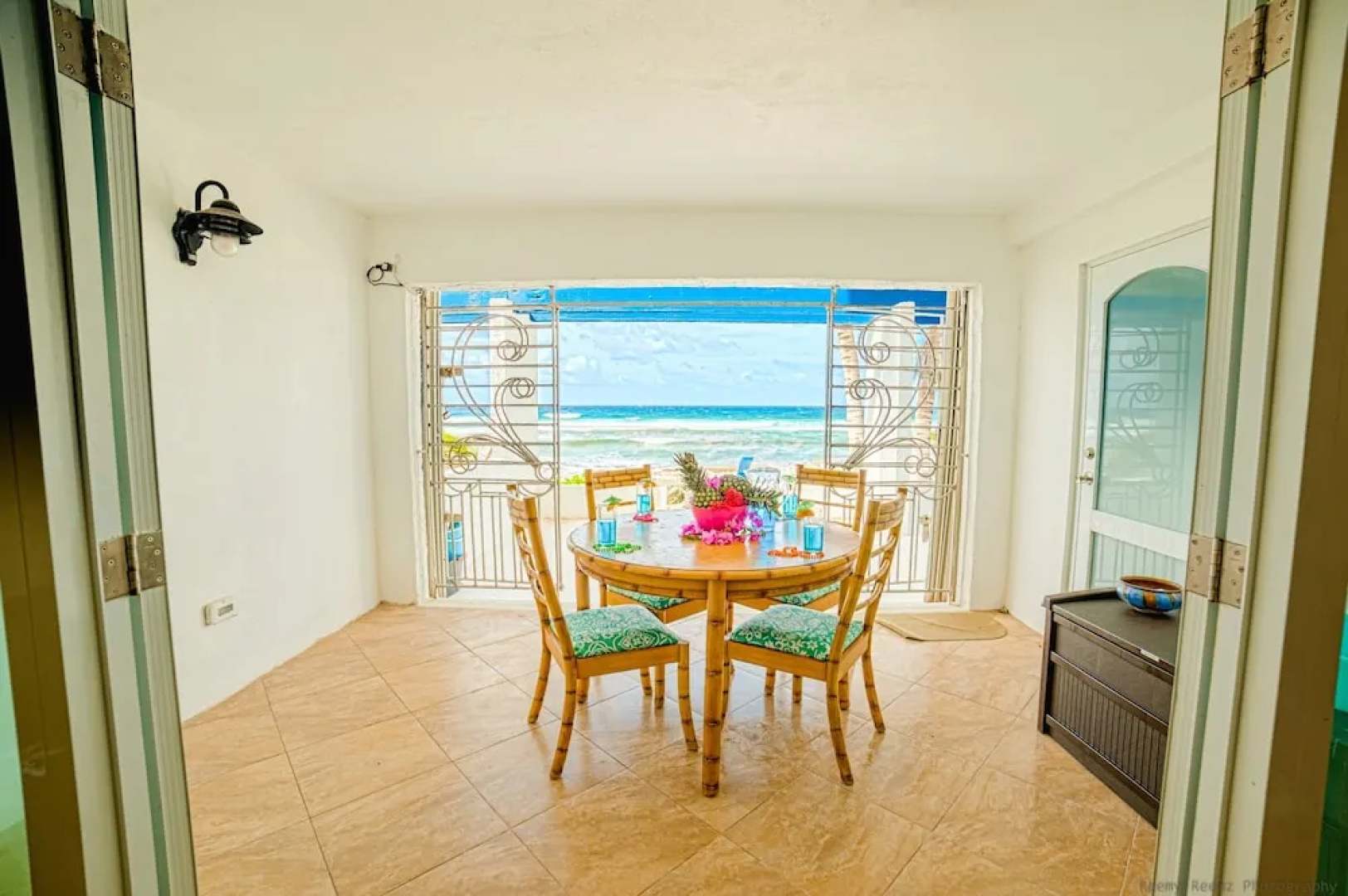 Gorgeous Ocean Views! Welcome to Bella Breeze! BeachFront 2BR 2BA