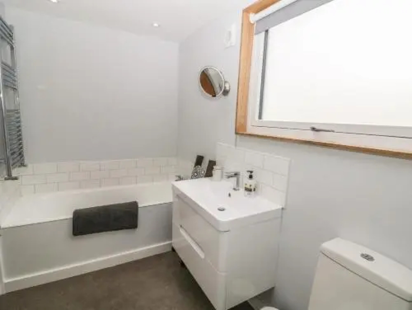 Forest Lodge, Llanfairpwllgwyngyll