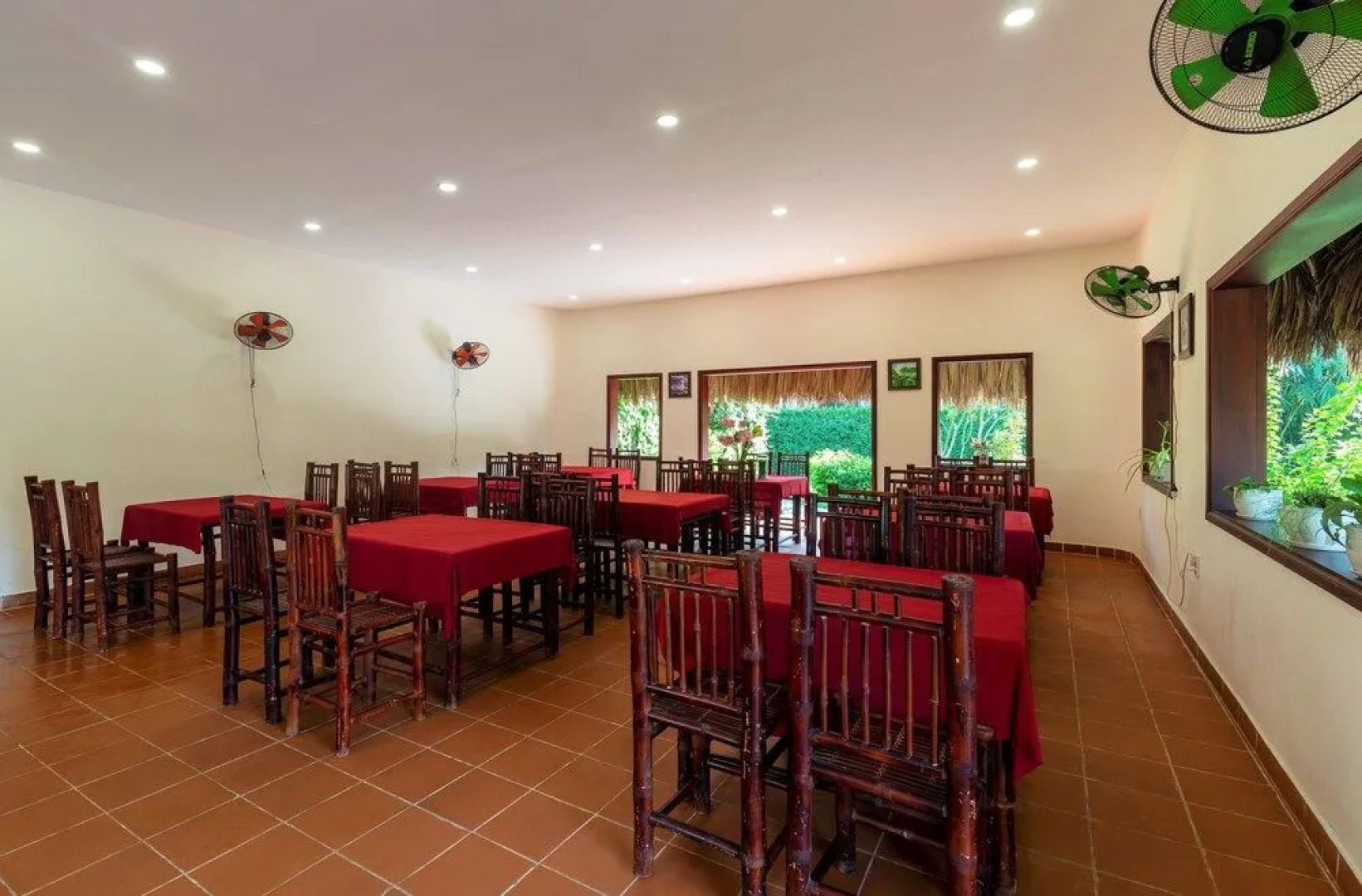 Riverside Park Eco Resort