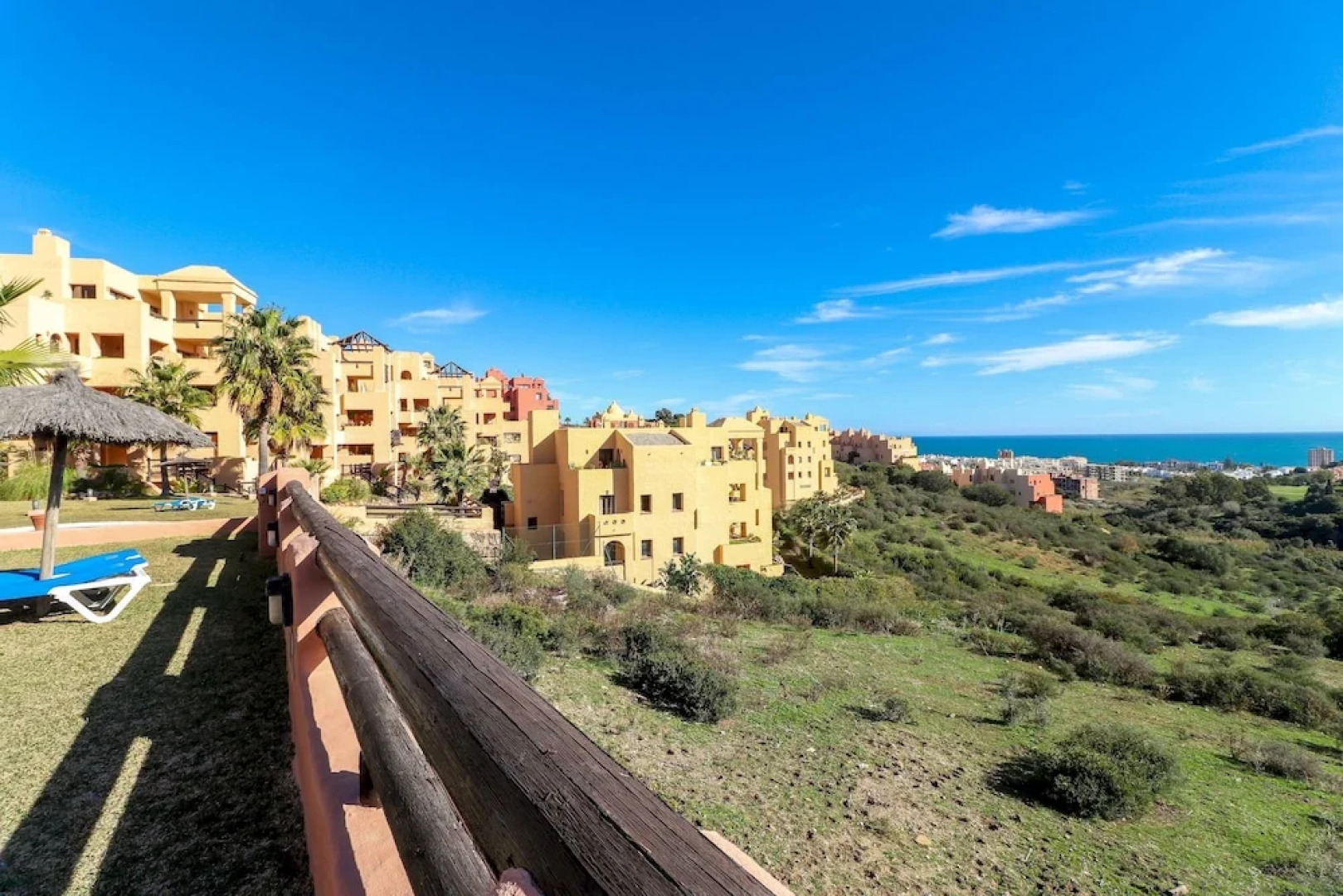 Coto Real Manilva - Paradise 2BR Apartment in Manilva, Sea Views, Pool