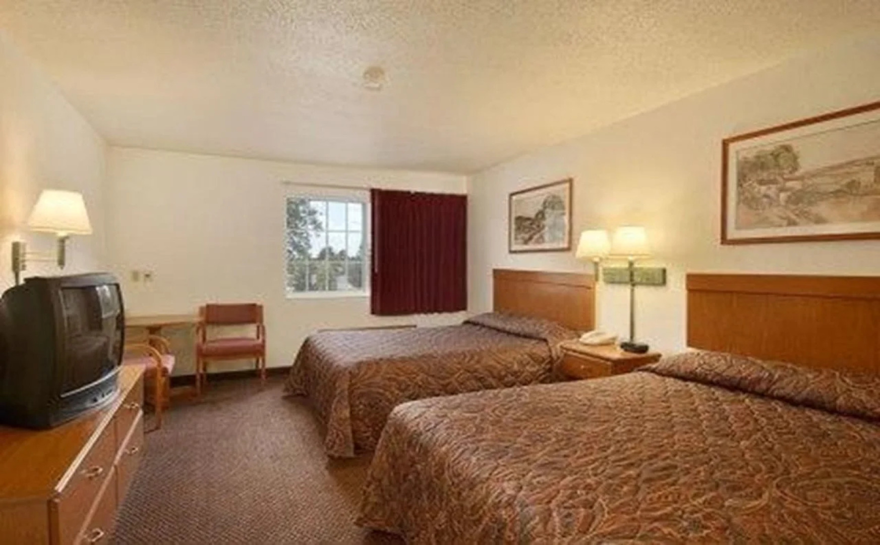 Wamego Inn and Suites