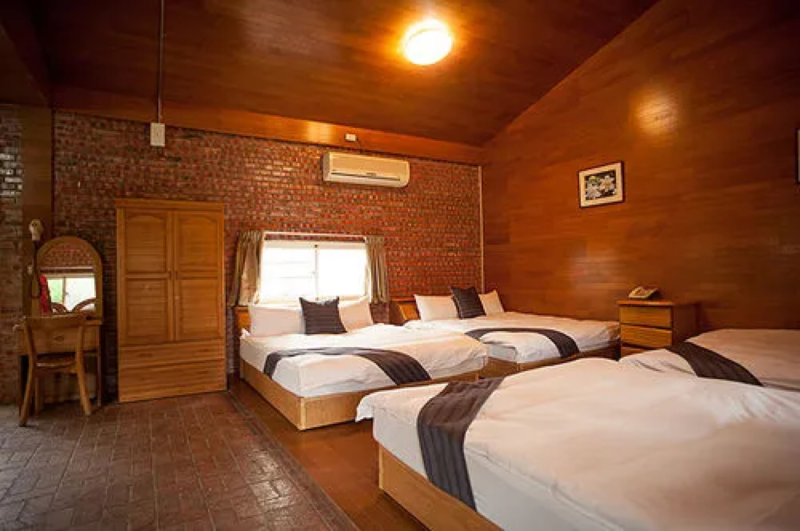 Jixiang Garden Hot Spring