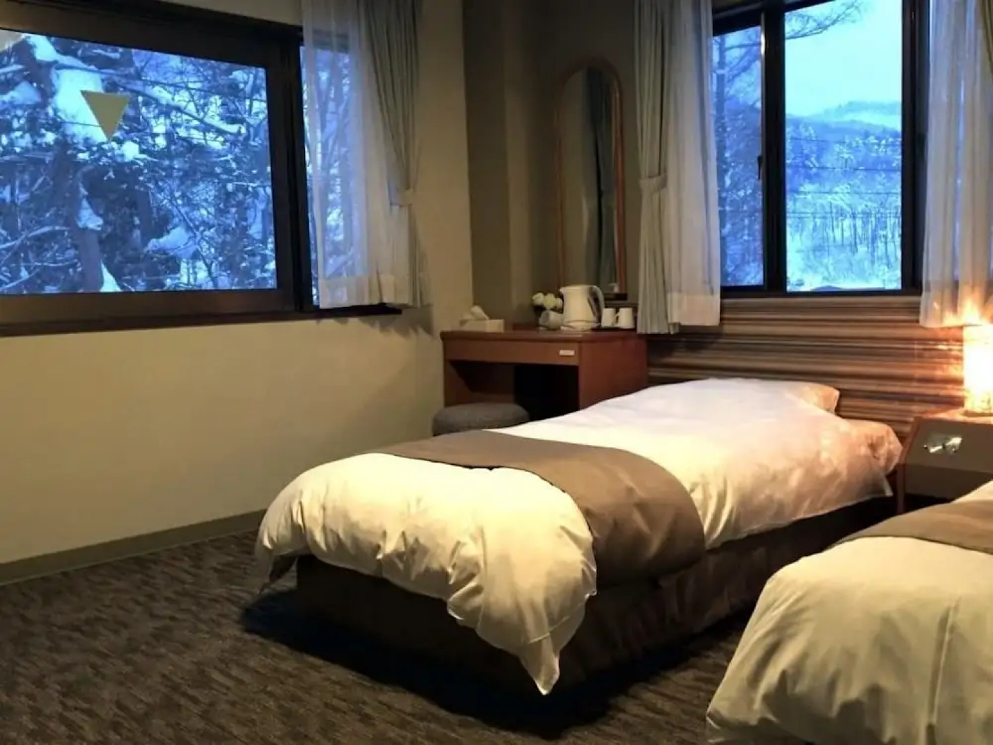 Hakuba Landmark Iwatake Lodge