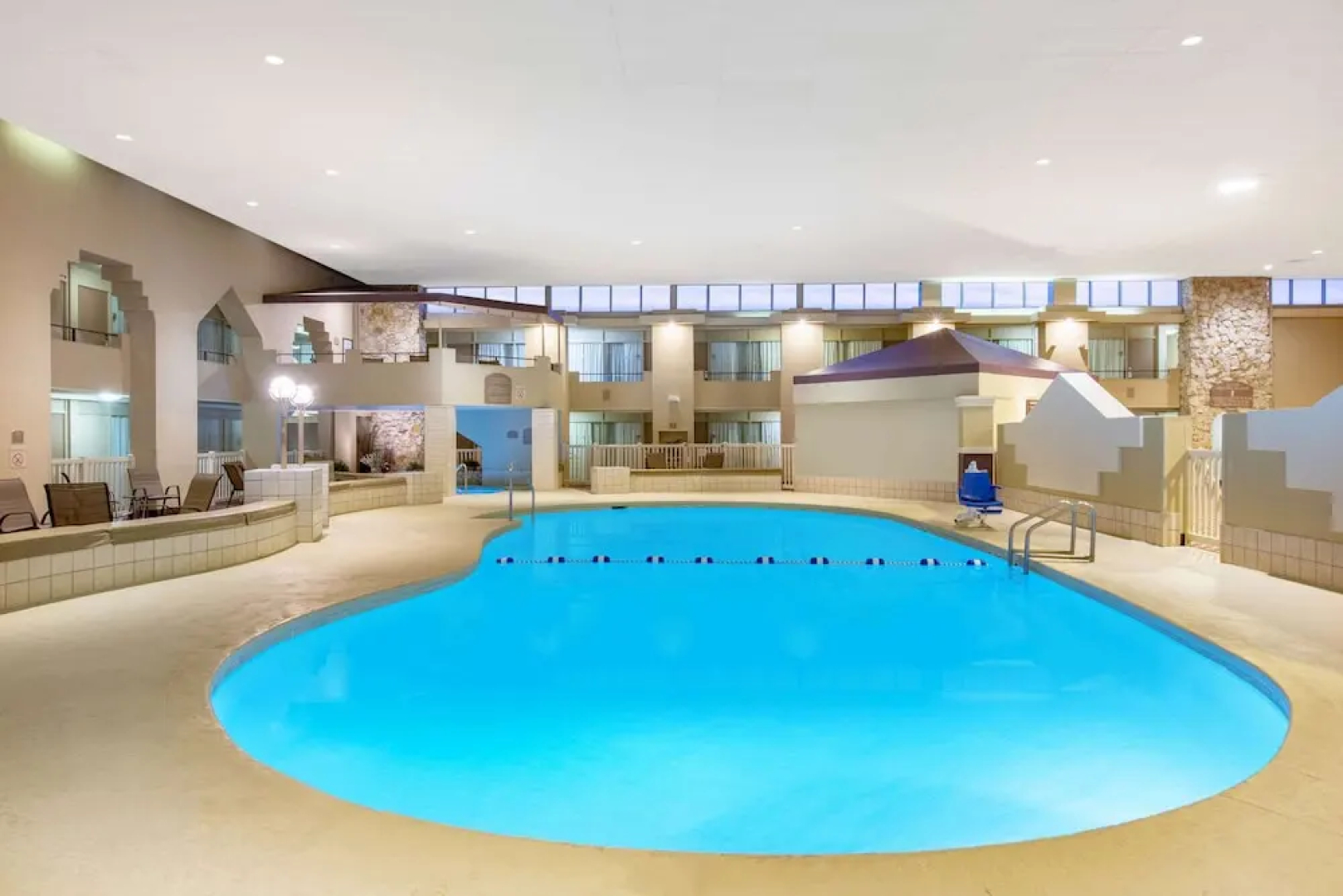 Ramada By Wyndham Midtown Grand Island