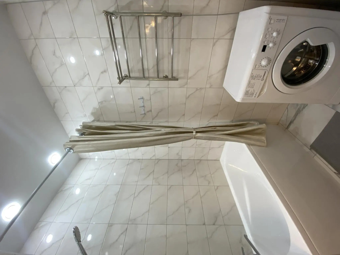 Желтый Нарцисс на улице Уральская