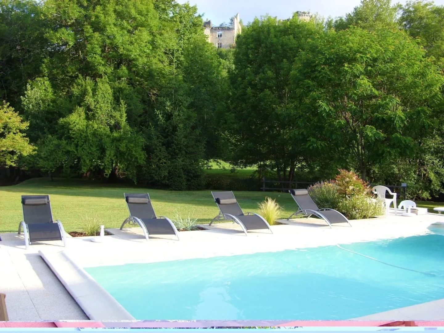 House With 4 Bedrooms in Saint-pierre-de-côle, With Private Pool and F