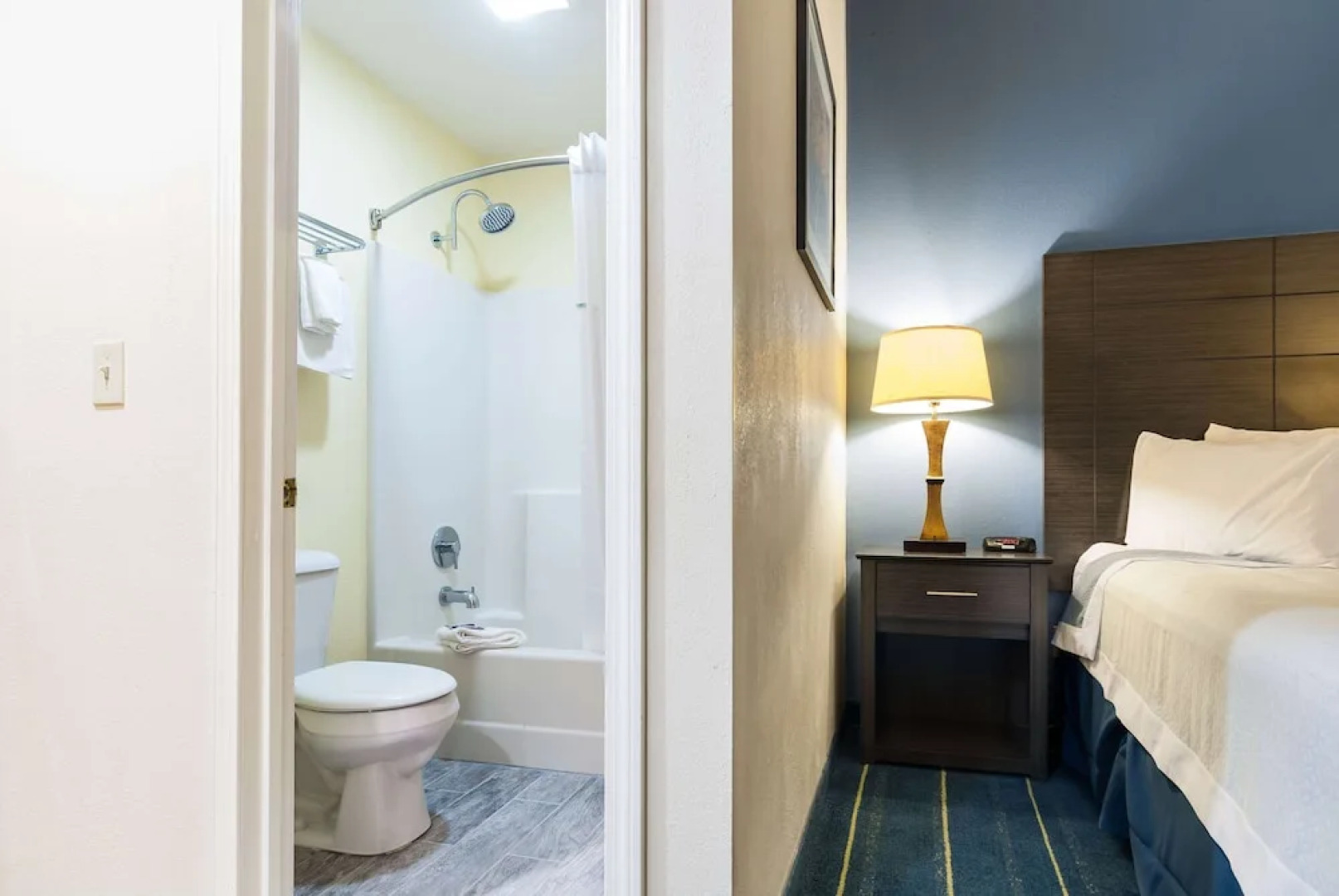 White Lake Inn & Tavern