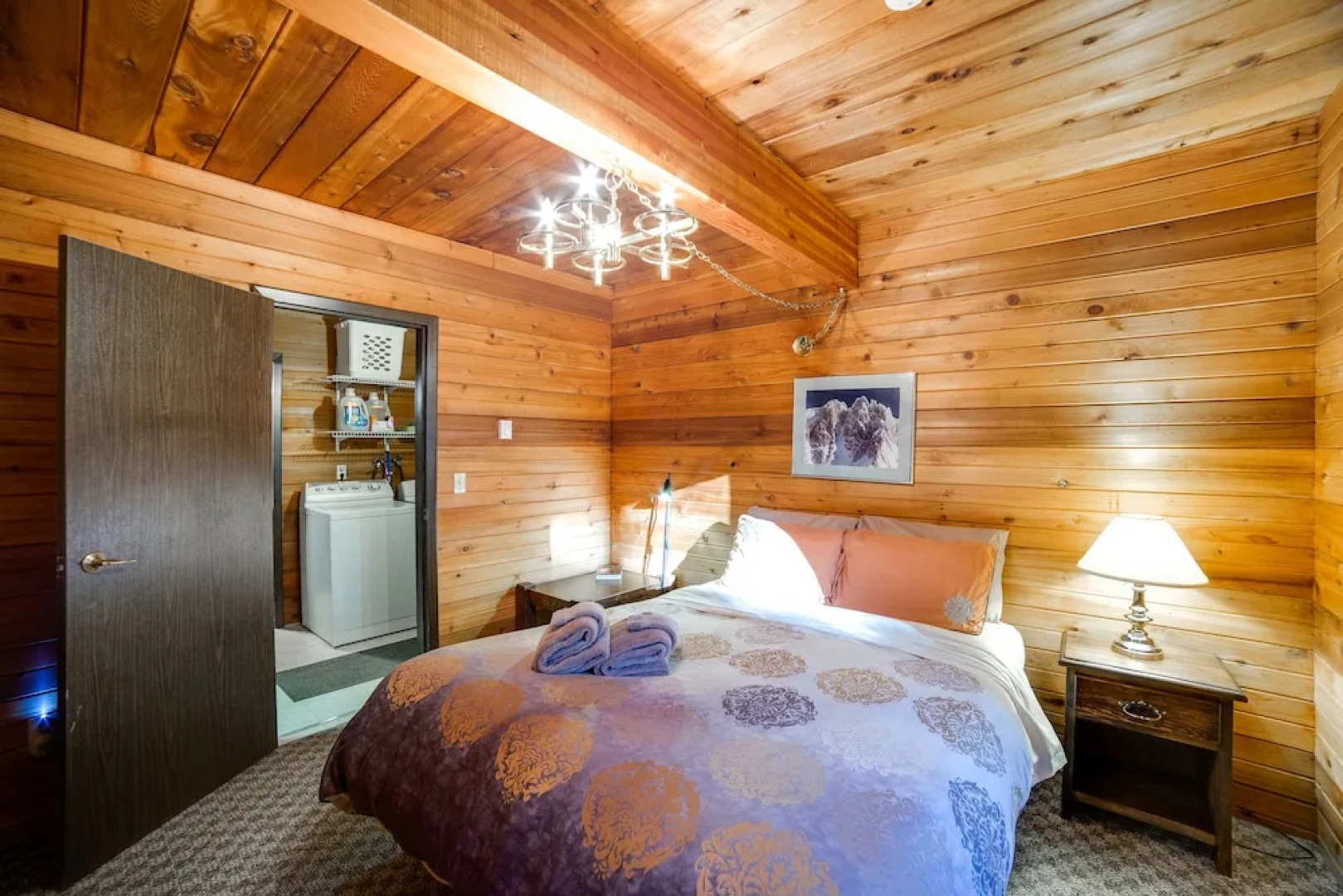 Mt. Baker Lodging Cabin 22 – WiFi, Pets OK, Sleeps 8! by MBL