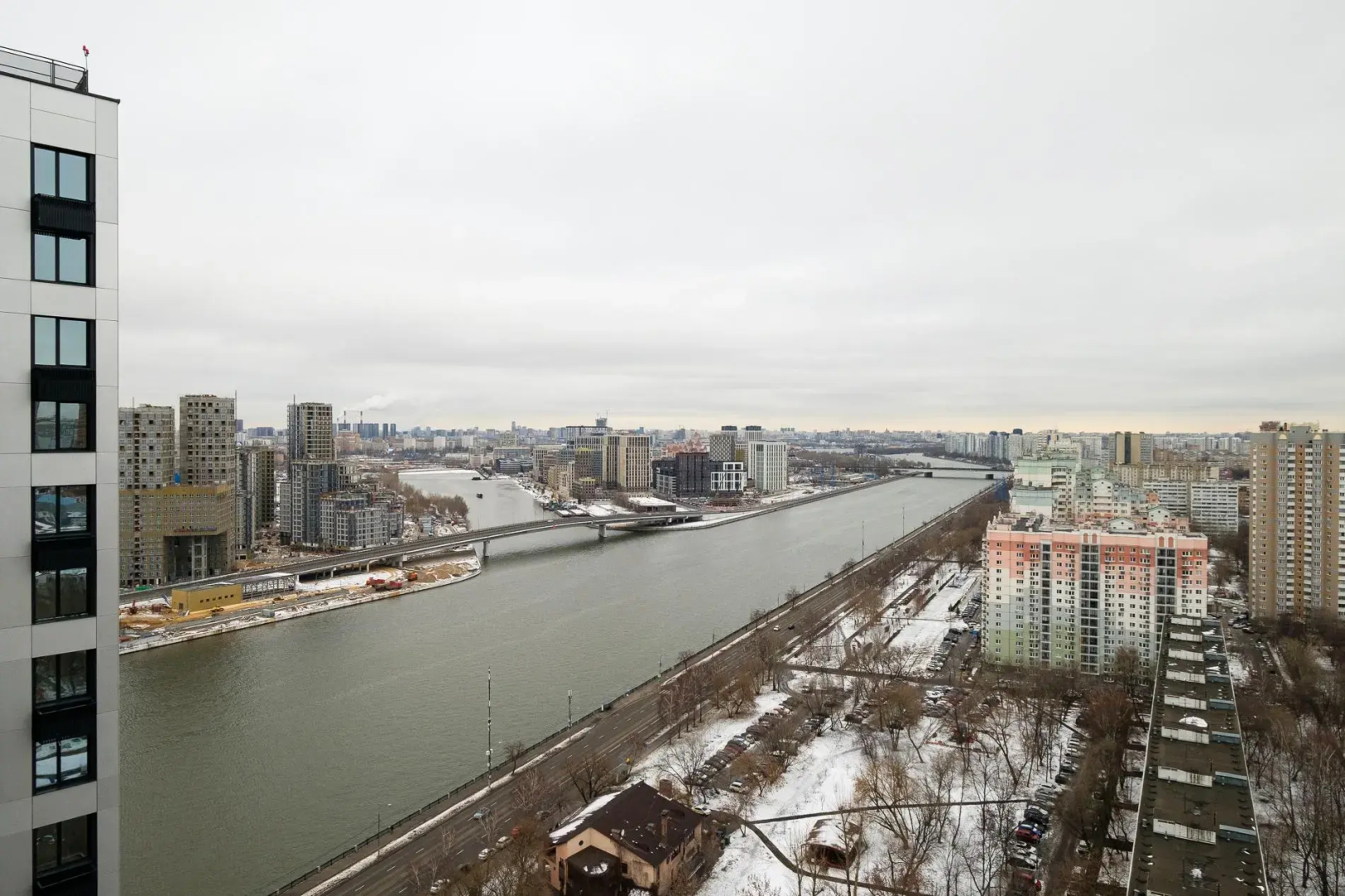 Happy House (Хэппи Хаус) на набережная Нагатинская 10 А, В