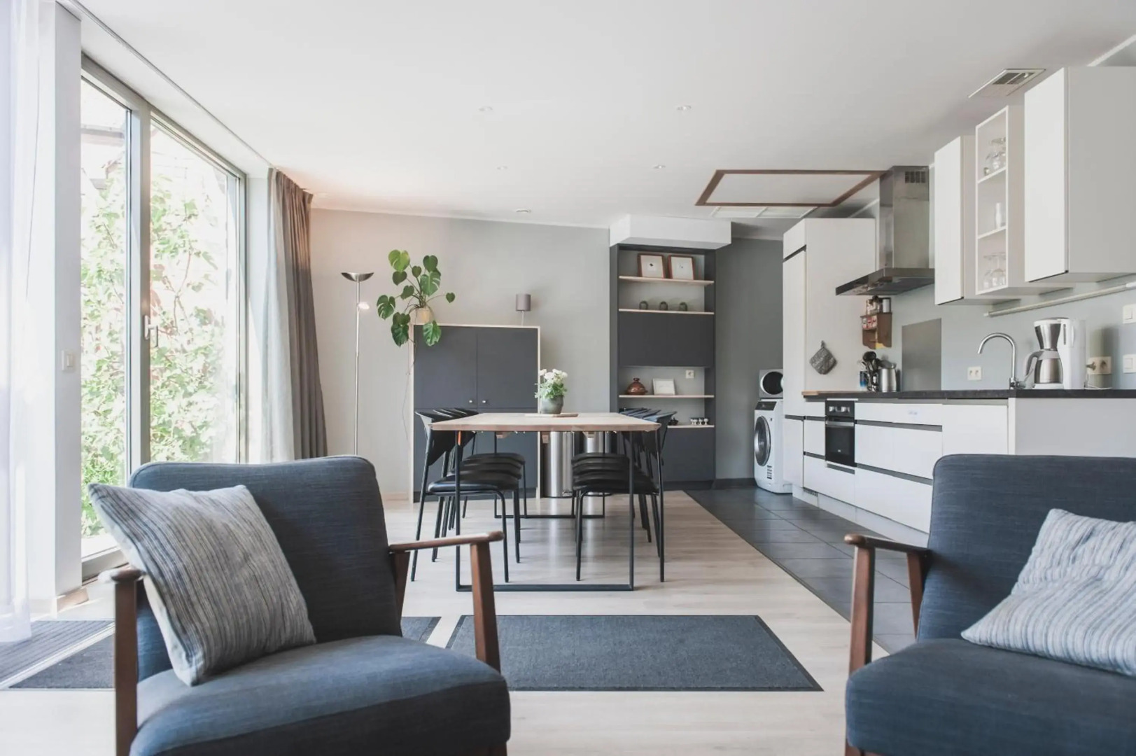 Het Oplaadpunt: bed, bike, hike, 8-12 p.