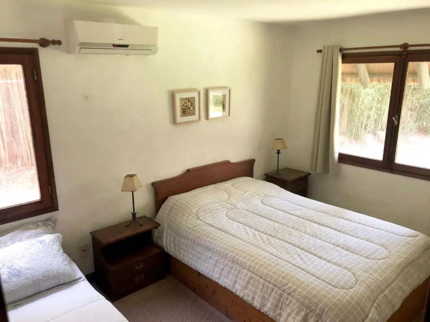 Amplia casa con piscina en Pinares