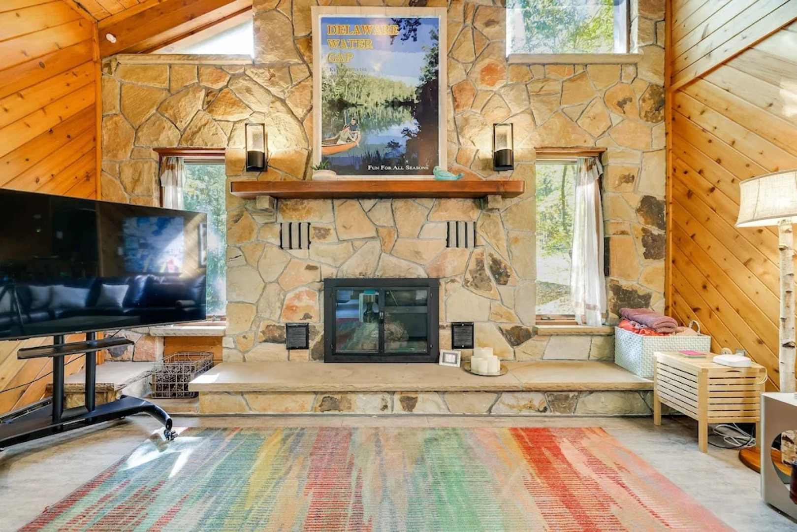 Gorgeous Bushkills Lodge w/ Pool Access!