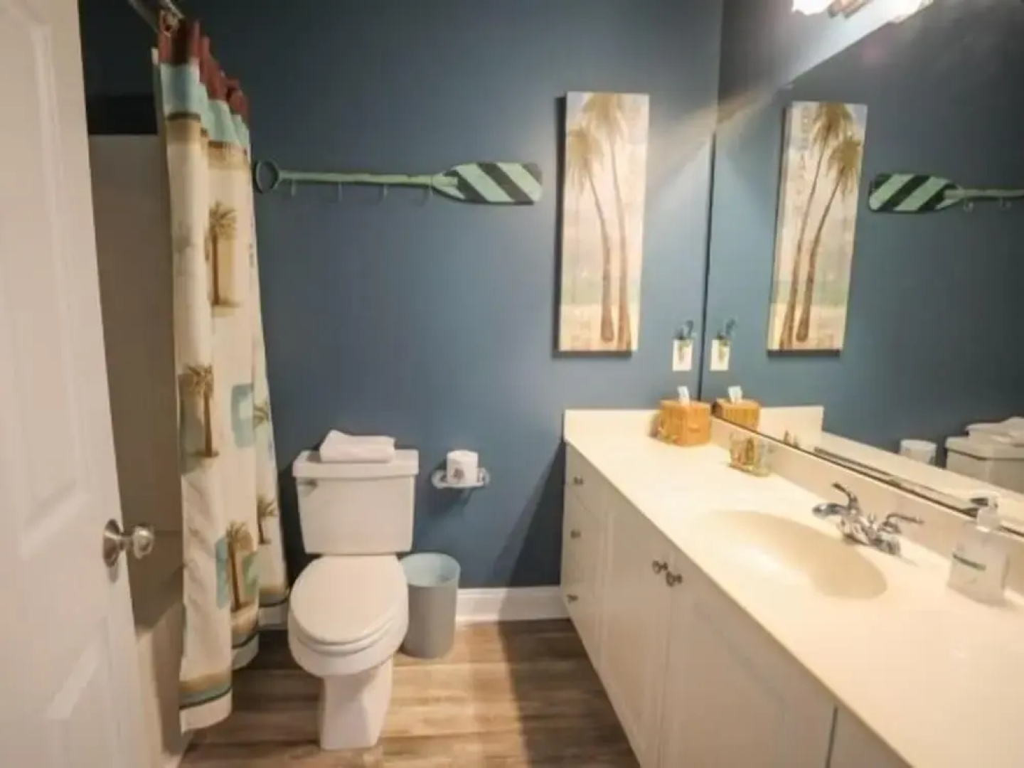 Atlantis Blue - Relaxing Beach Getaway Home Directly Across The Street From Beach Access! 5 Bedroom Home by RedAwning