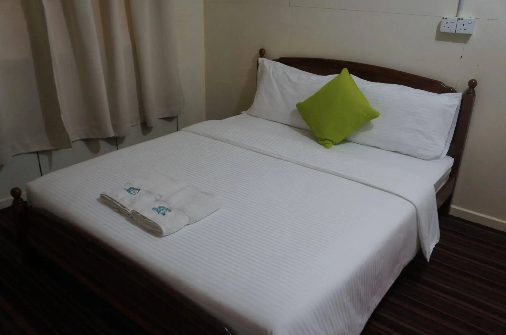 OYO 90037 The 7 Lodge Tambunan