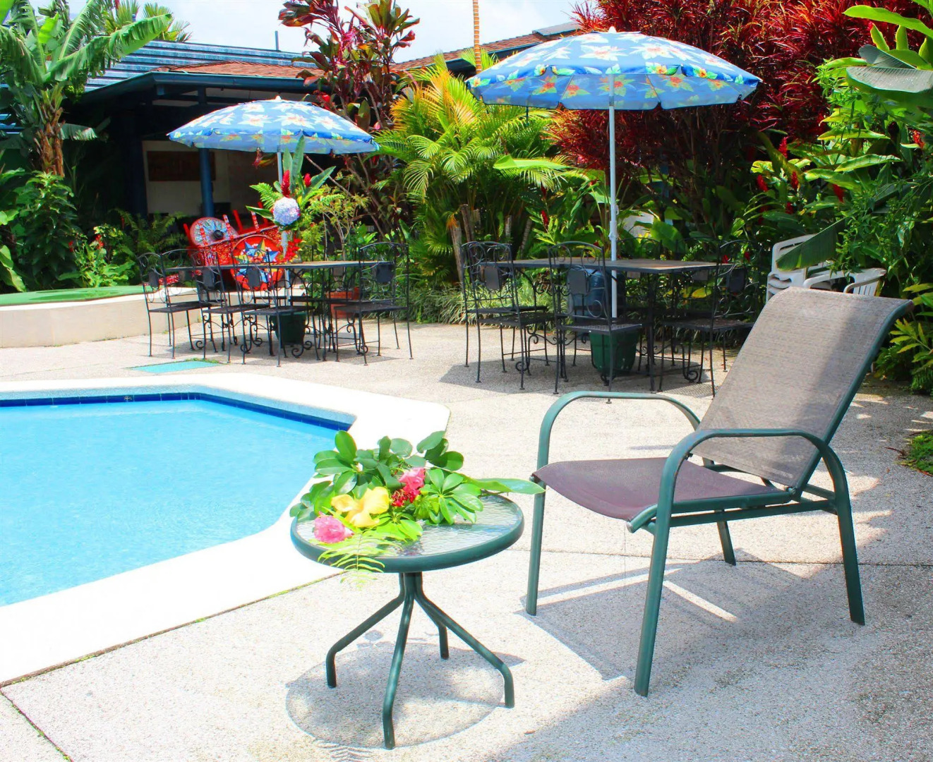 Soluxe El Sesteo Hotel