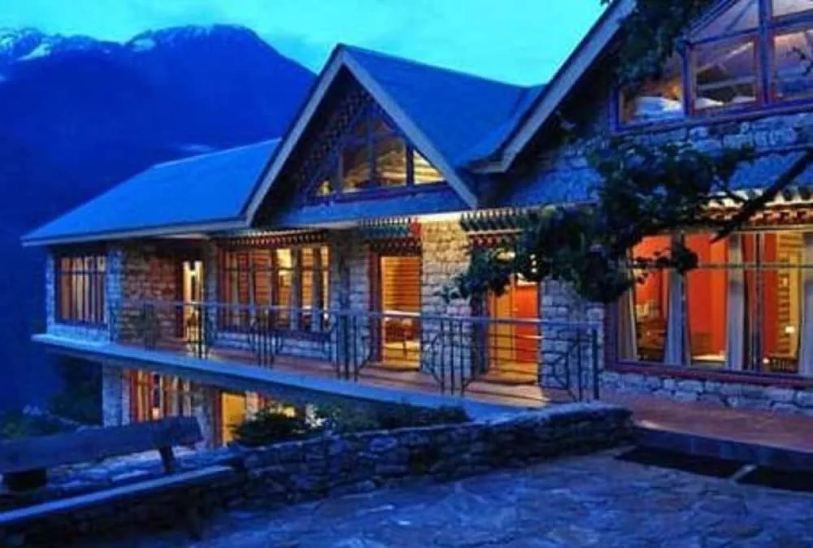 The Apple Orchard Retreat