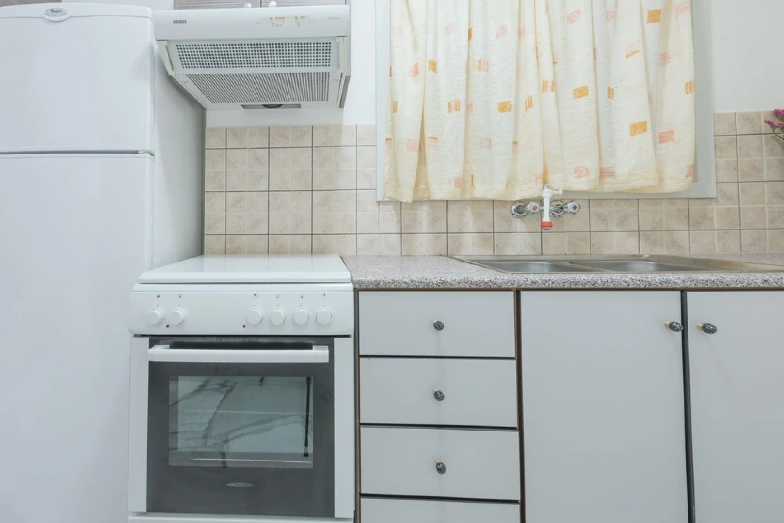 Thymianos Apartments