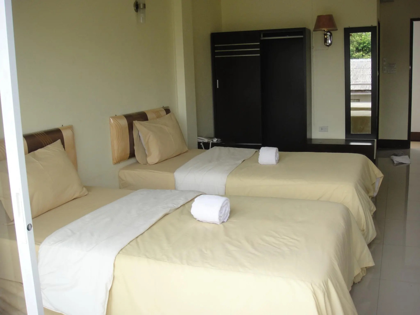 Baan Rim Khong Hotel