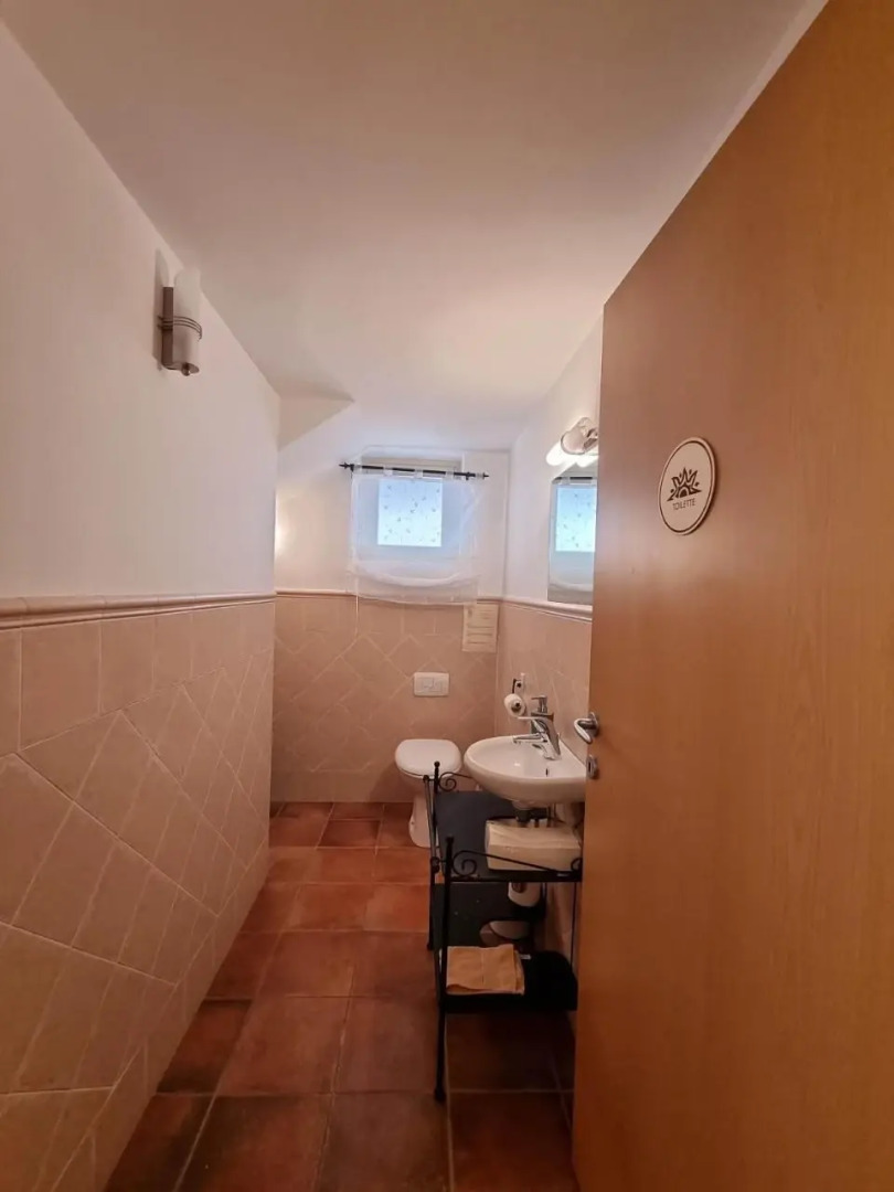 Apartment and Rooms HISA SONCA