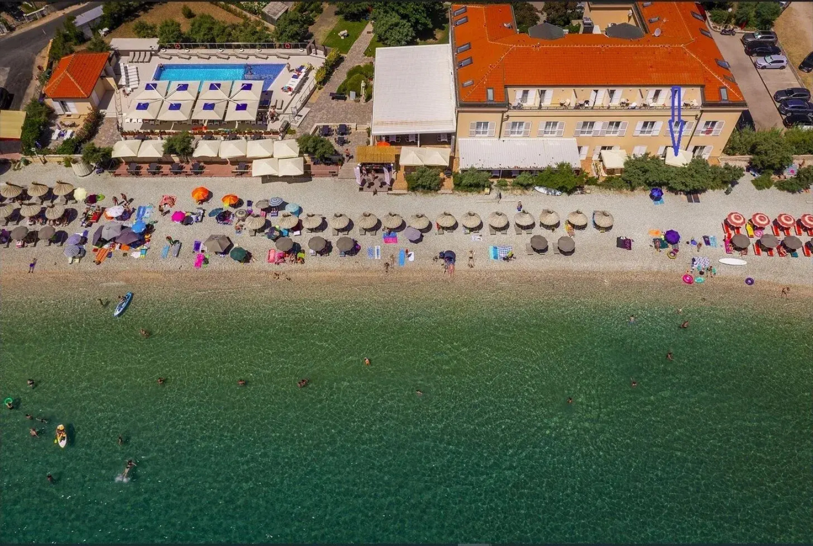 Hotel Dobrovit