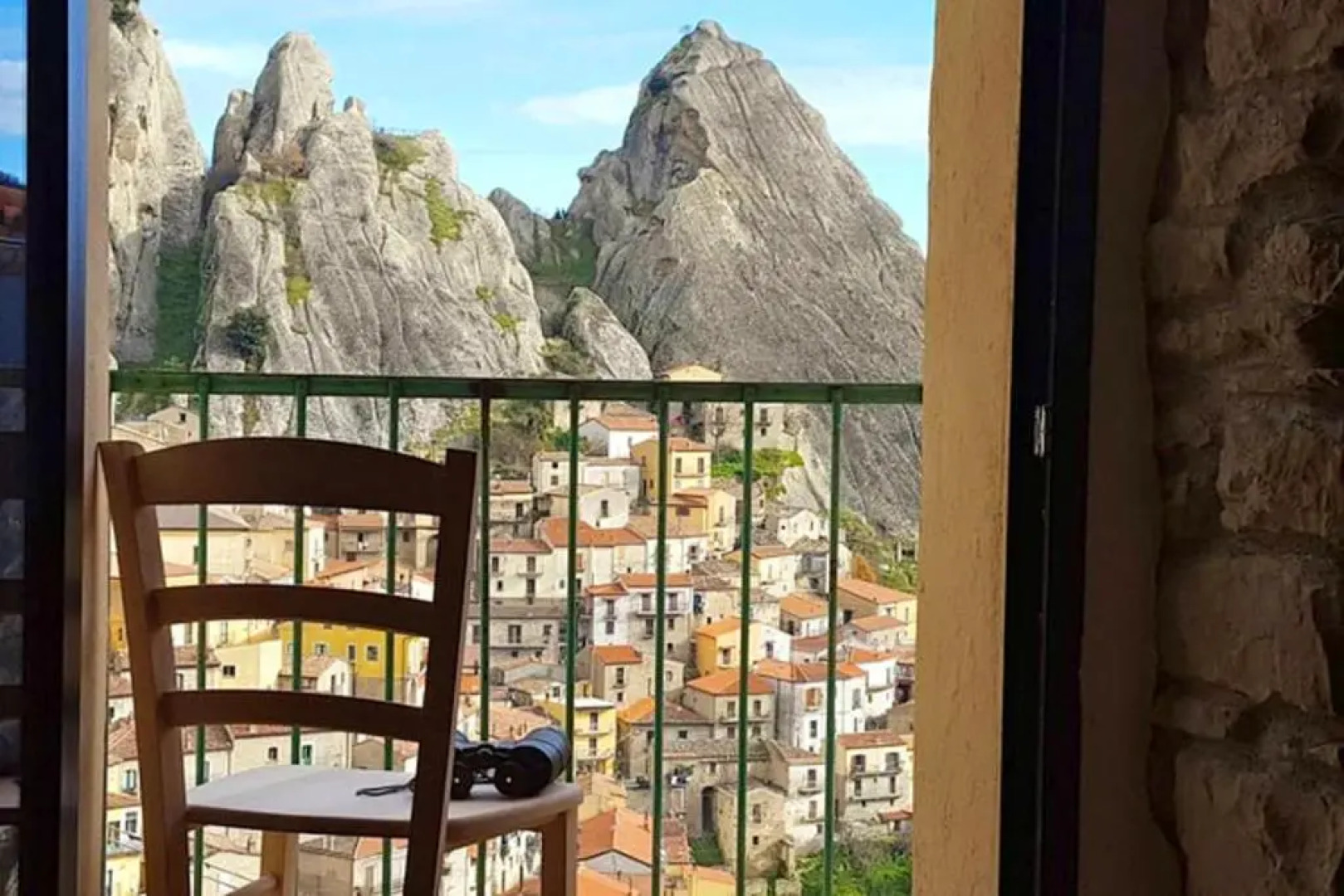 Studio in Castelmezzano, with Wonderful Mountain View, Furnished Balcony And Wifi