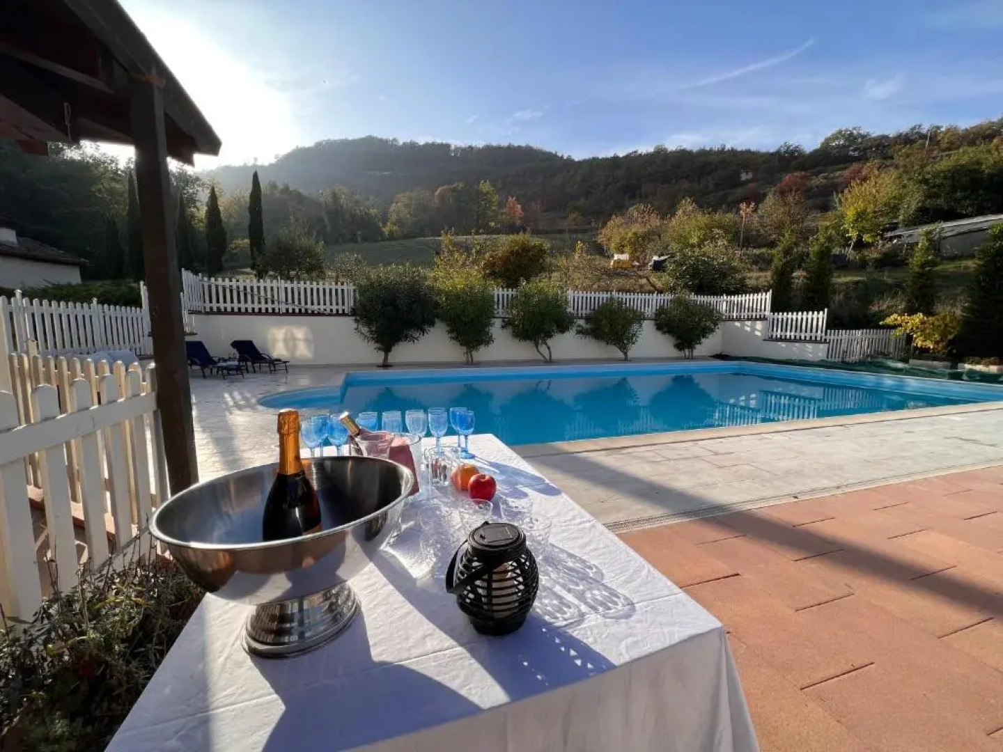 Large villa for 20 guests on large estate with private pool and tennis court Big conference room with facilities VILLAITALY EU