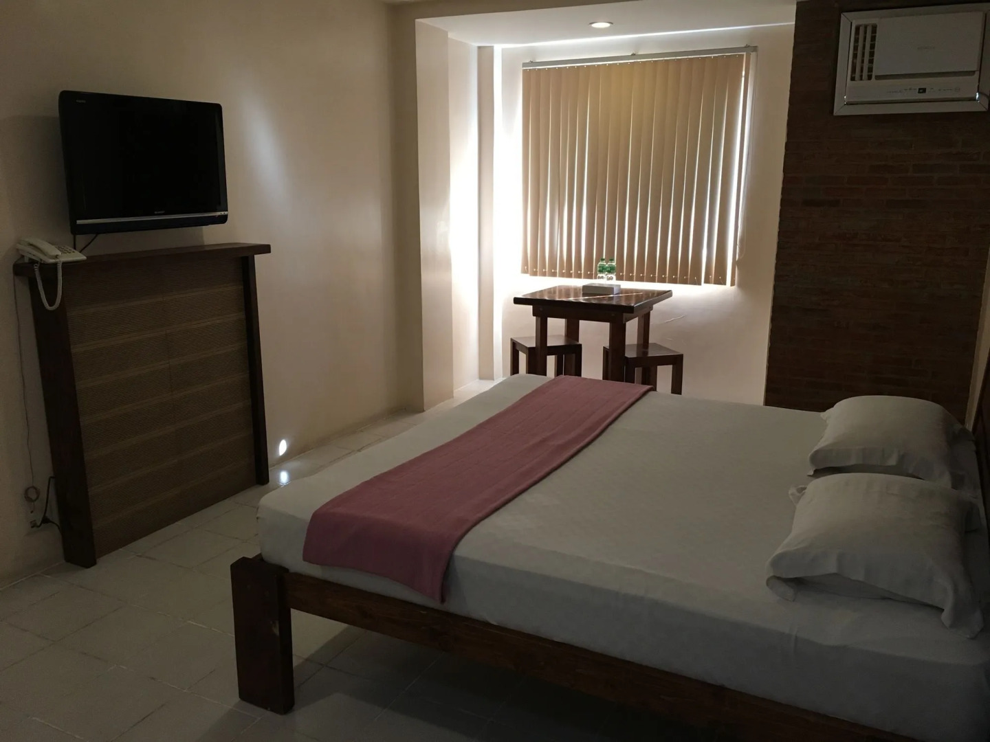 Mango Valley Hotel 1