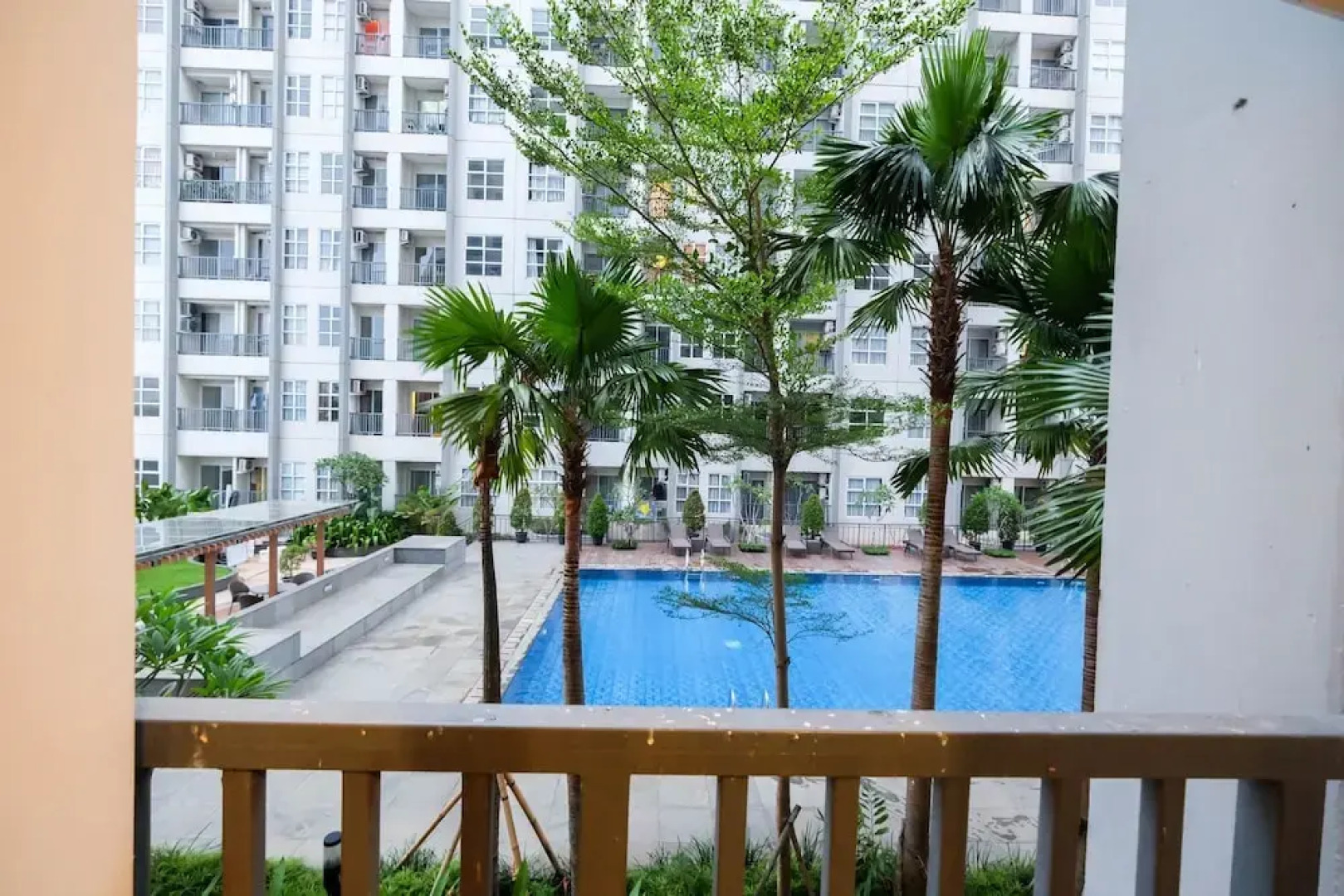 Simply Studio Saveria Apartment near ICE BSD
