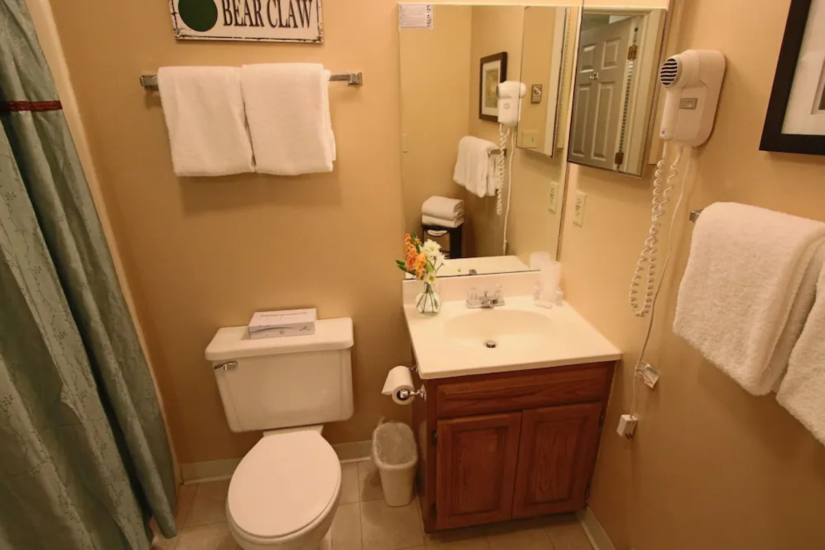 The Lodge at Lincoln Station