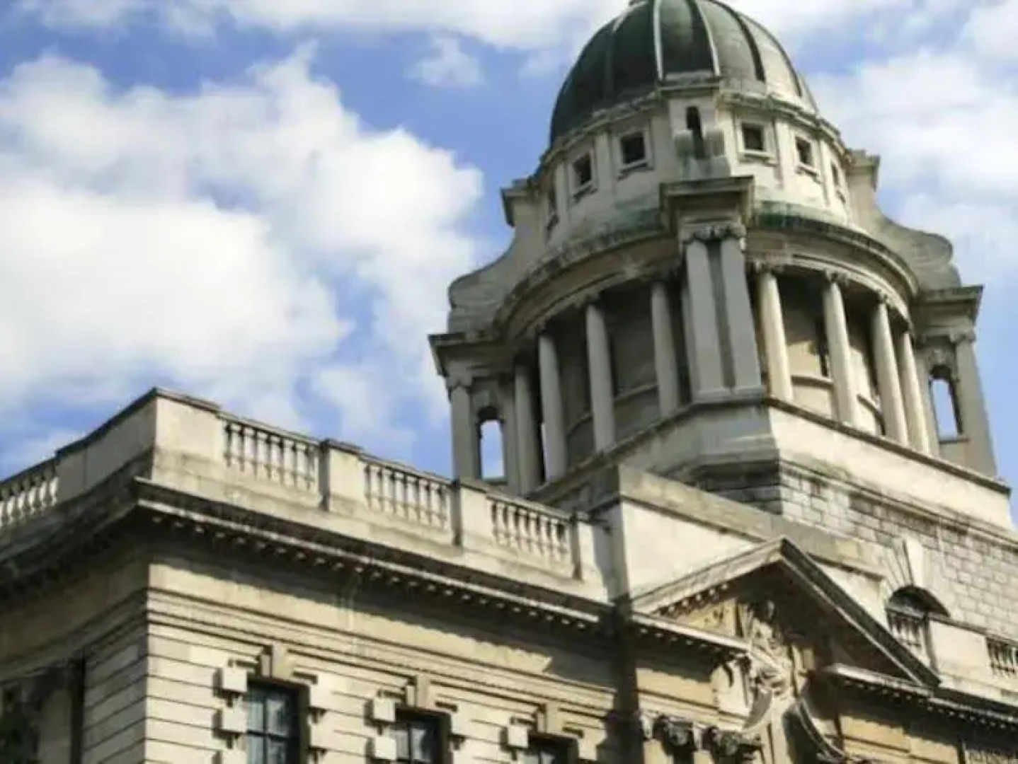 Still Life St. Paul's Executive