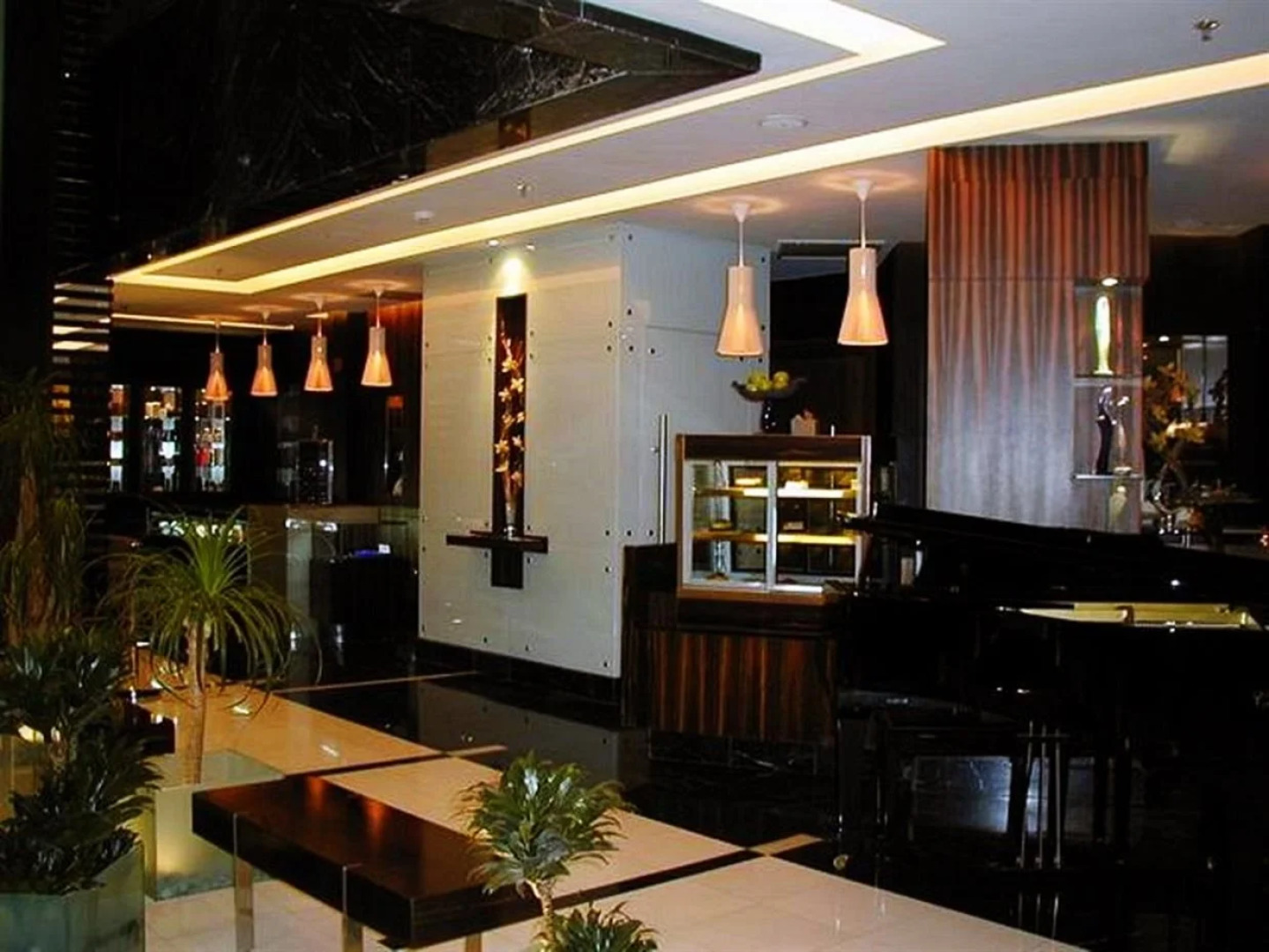 Le Royal Tower Hotel