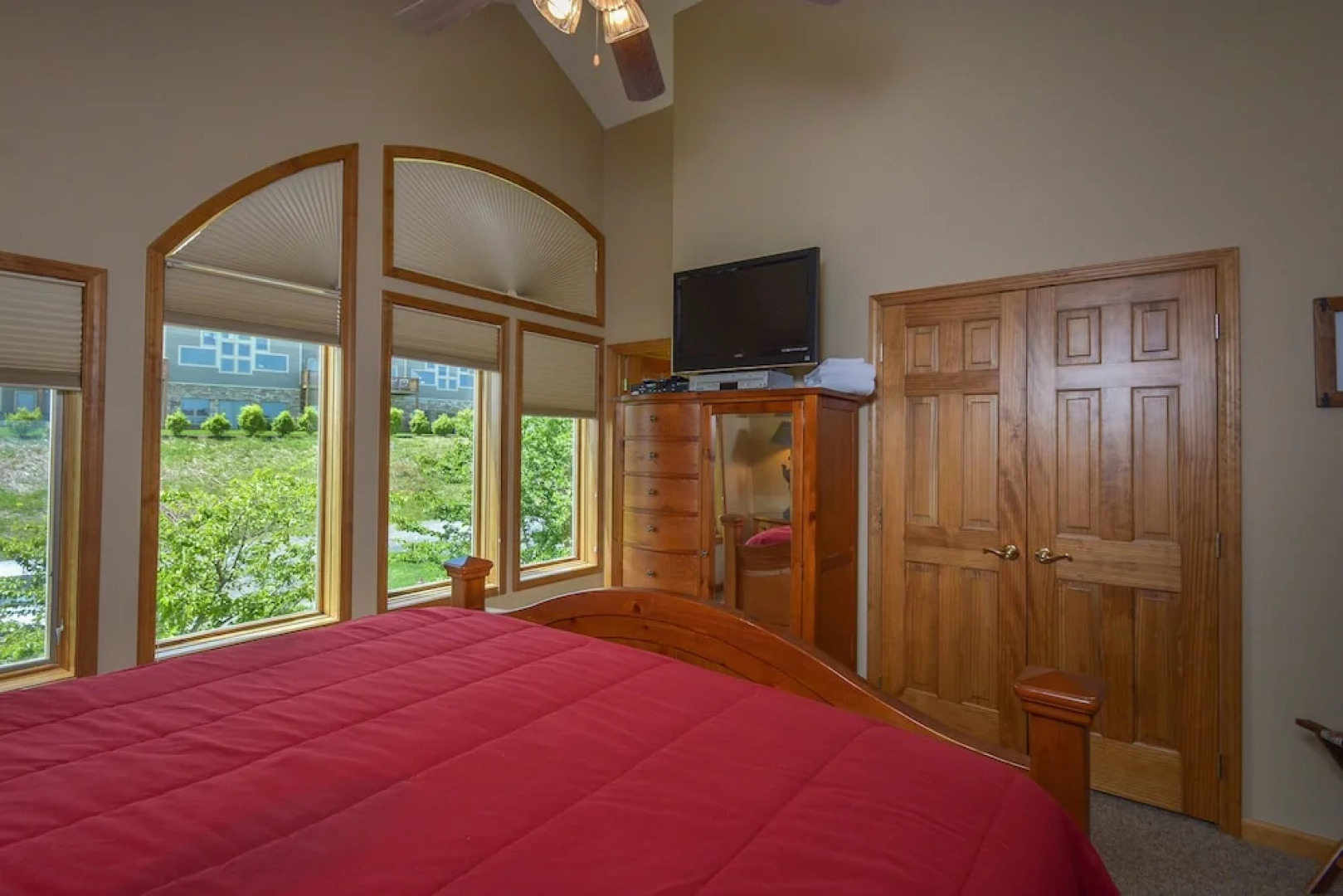 Amazing Overlook 3 Bedroom Townhome