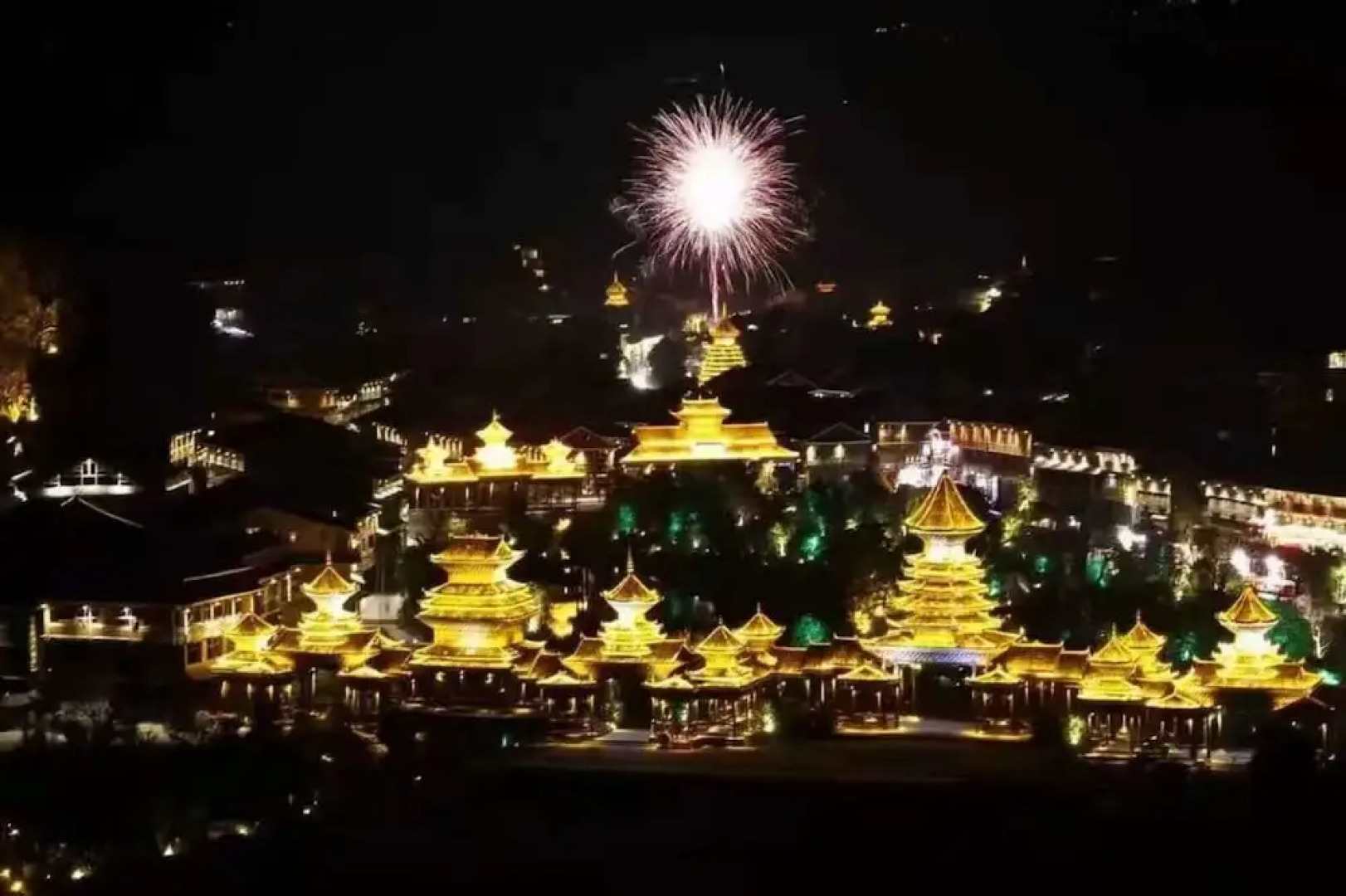 Zhaoxing Ruyuan Family Inn