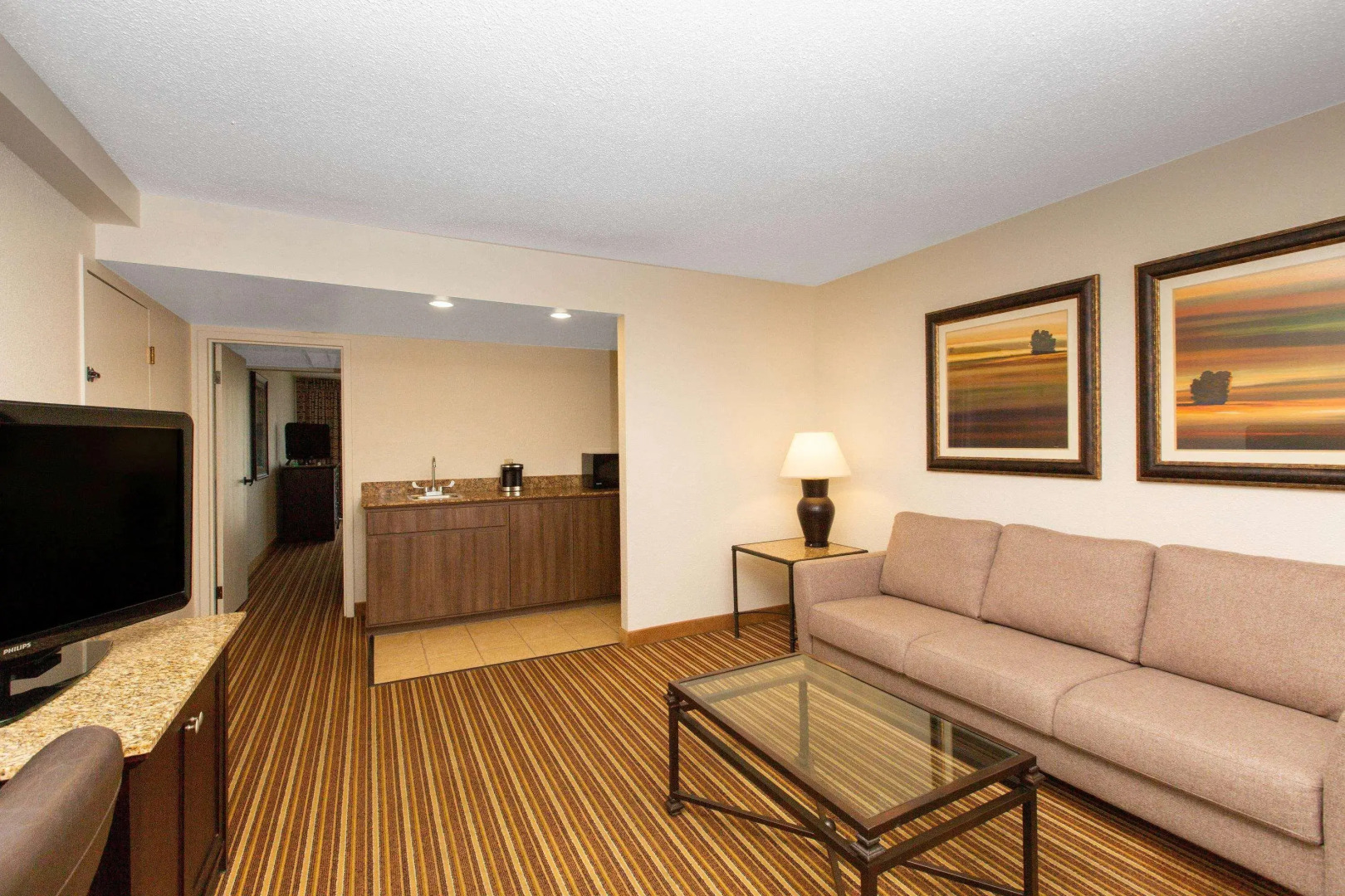 Aksarben Suites, A Trademark Collection Hotel