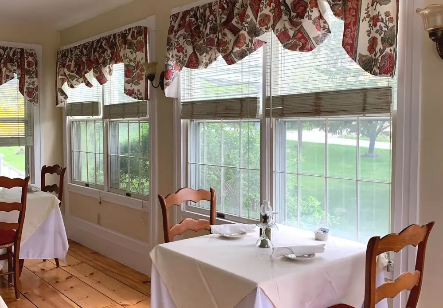 Youngtown Inn & Restaurant