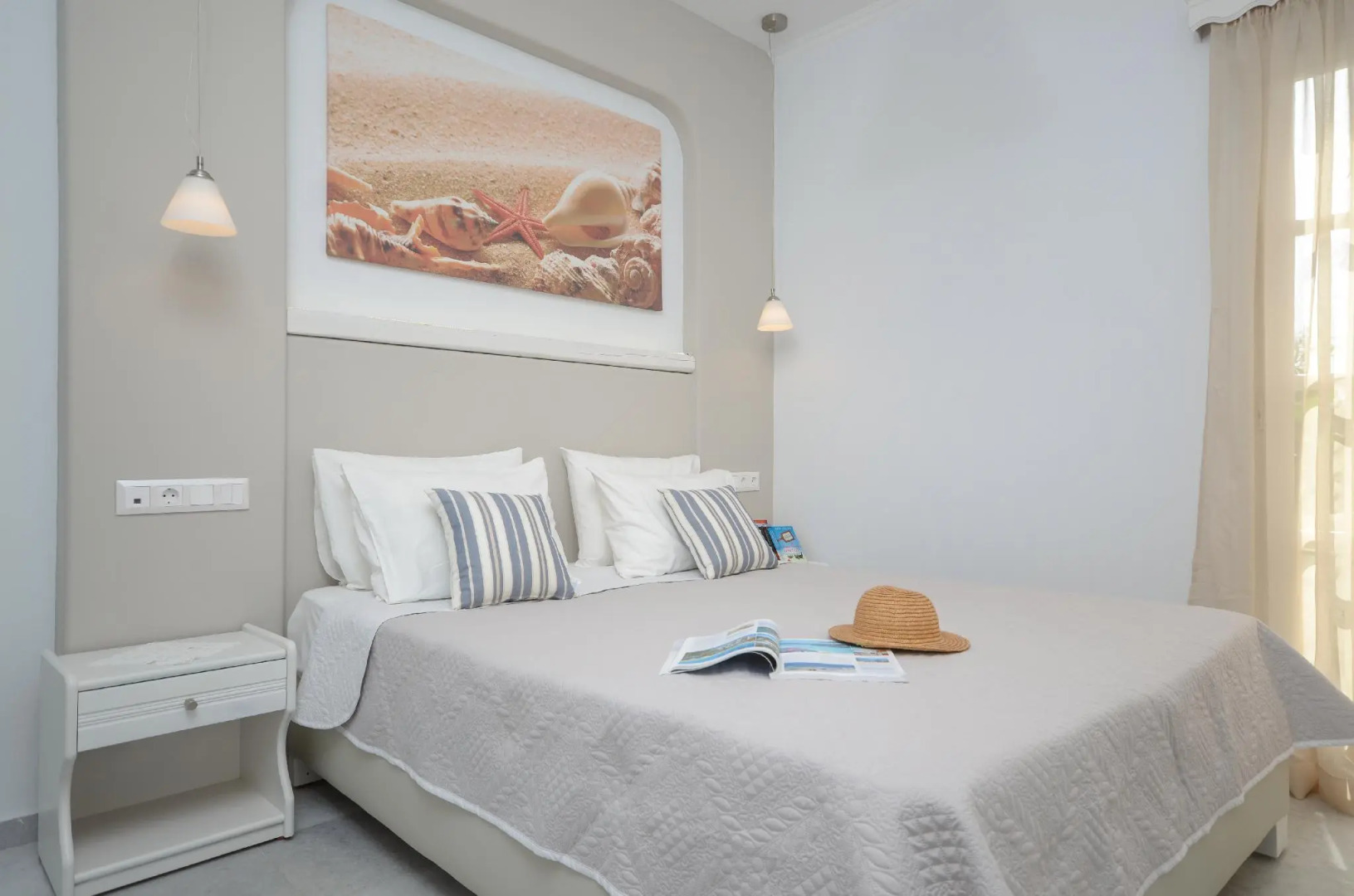 Birikos Studios & Apartments