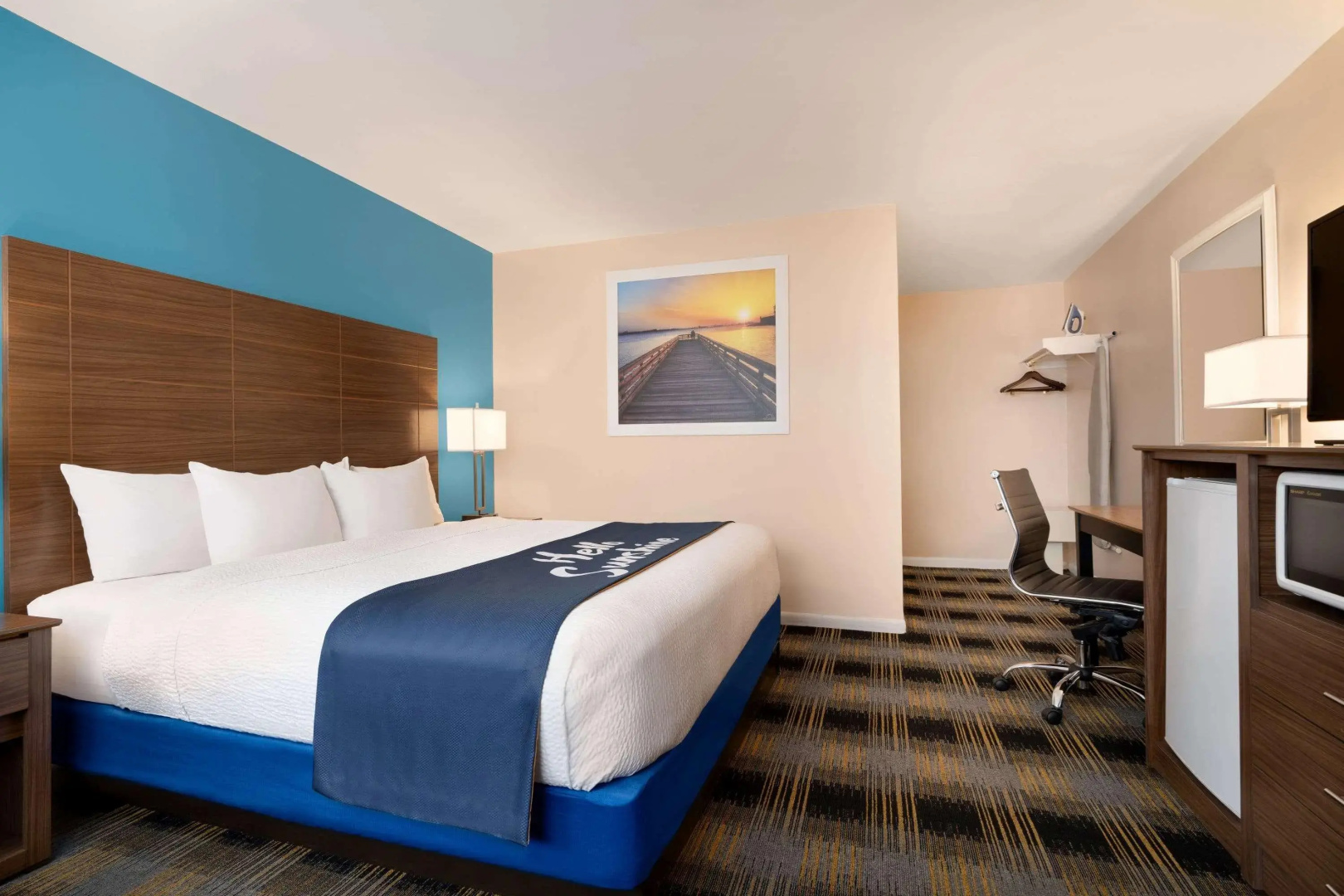 Days Inn by Wyndham Middletown/Newport Area