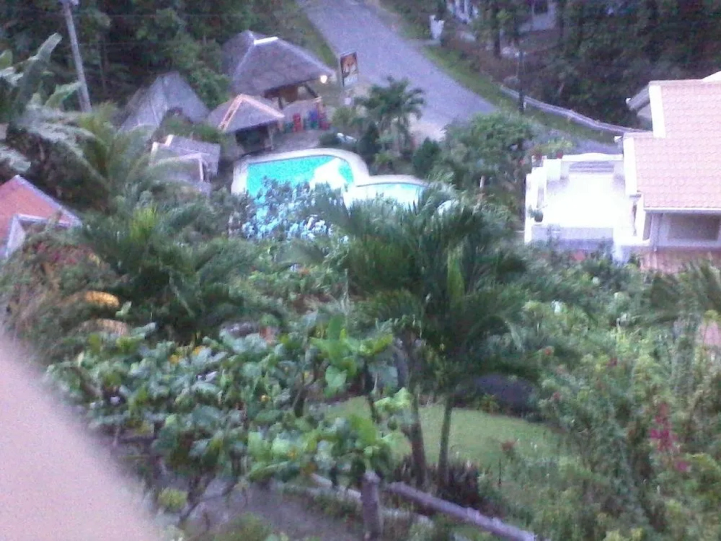 Hilltop Cottages & Resort