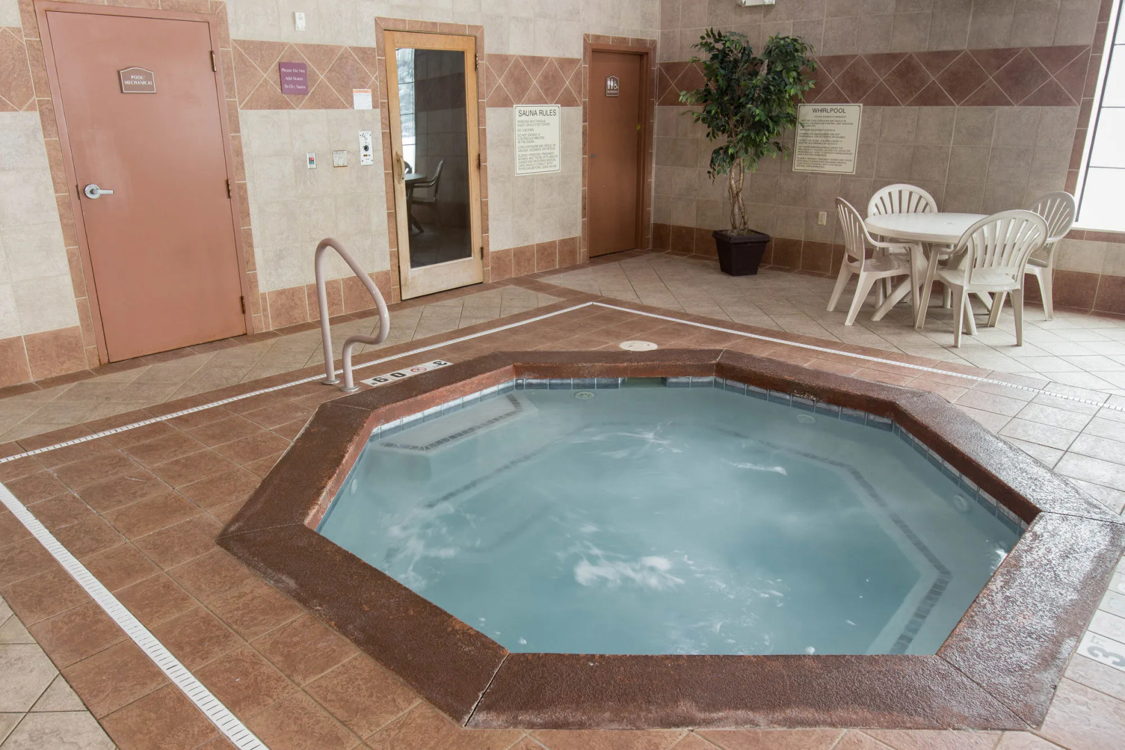Comfort Suites Grand Rapids South