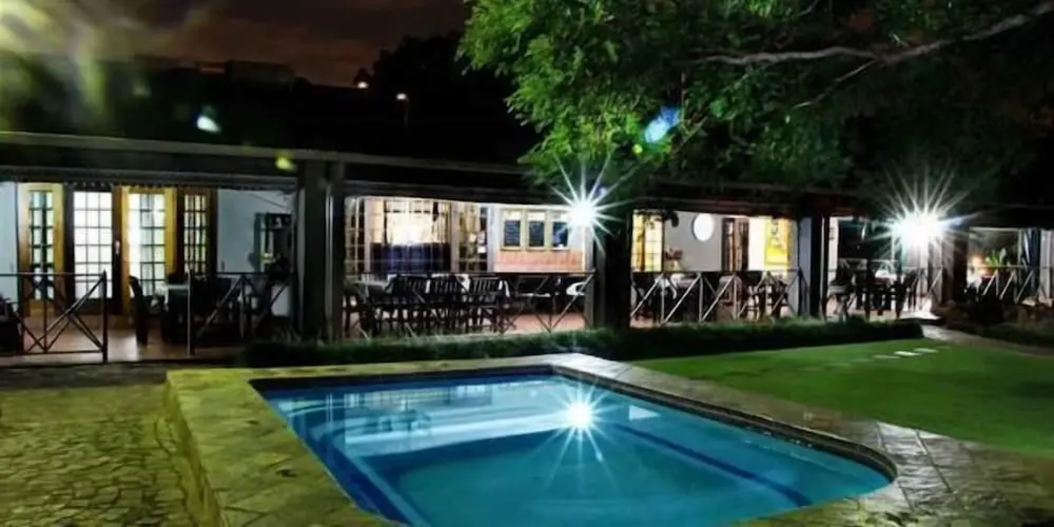 J'Cups Guest House