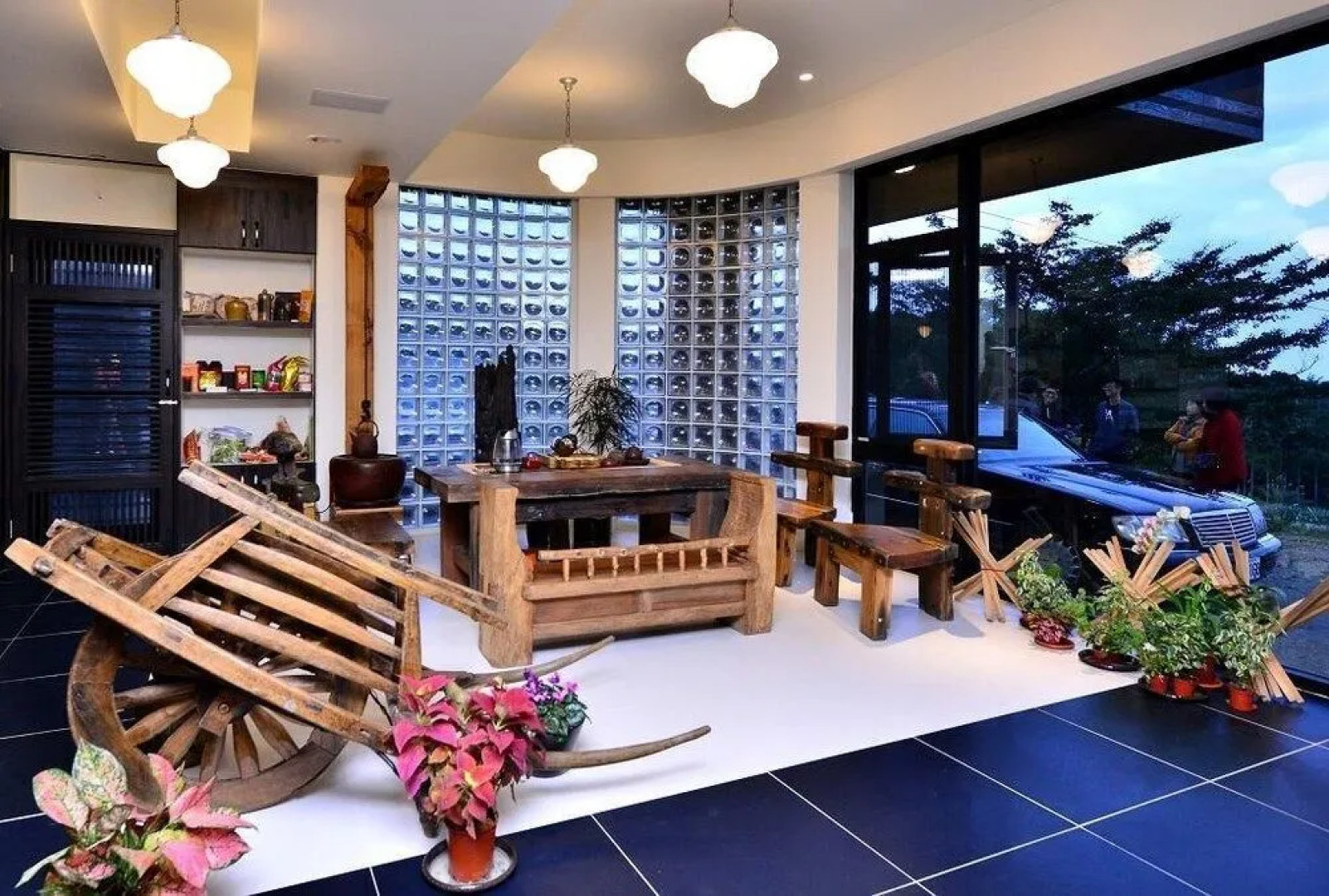 Sunlight Gallery landscape B&B