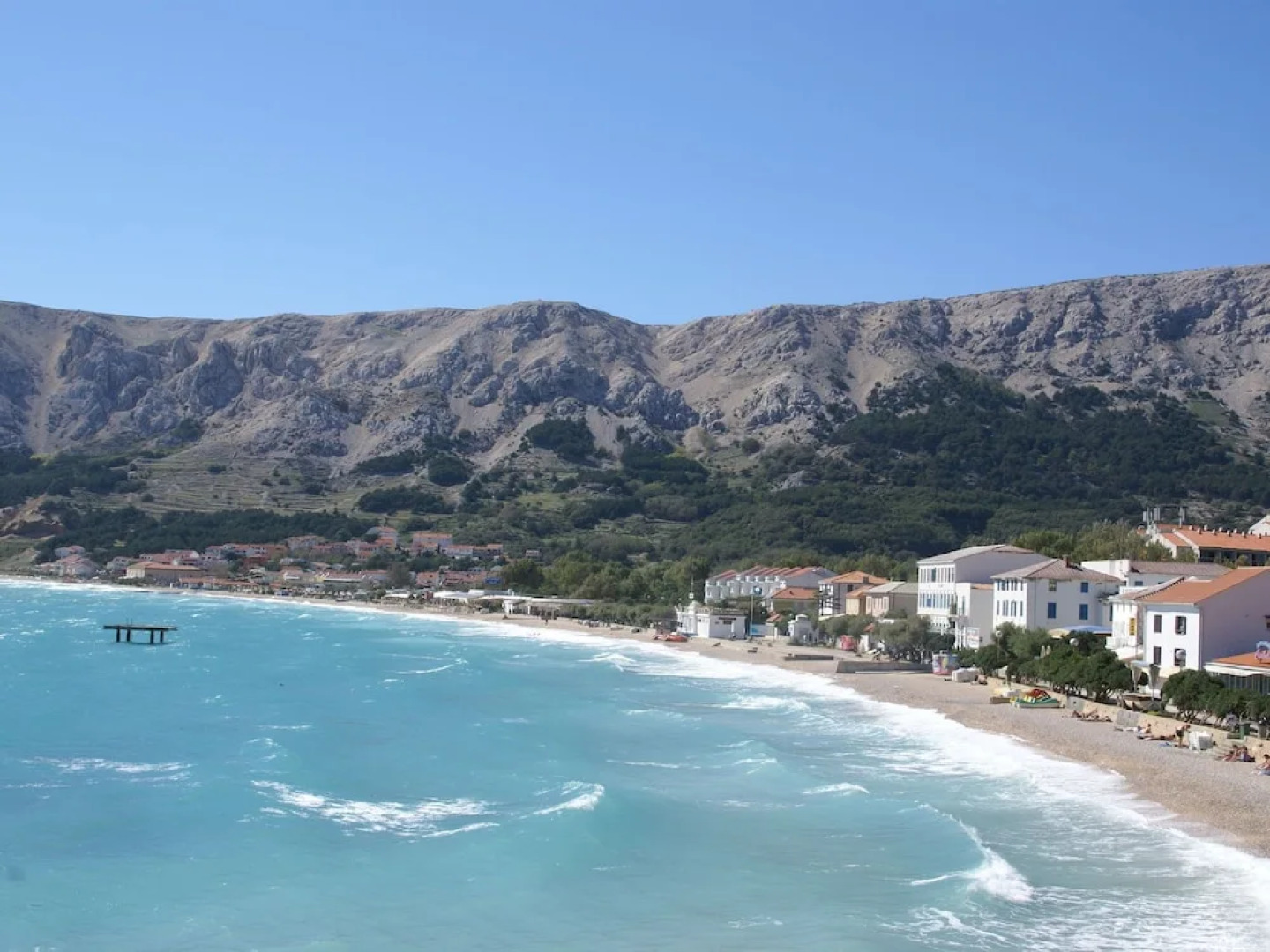 Beautiful Holiday in Krk Town, with Wifi And Roof Terrace, 300 Meters From Beach