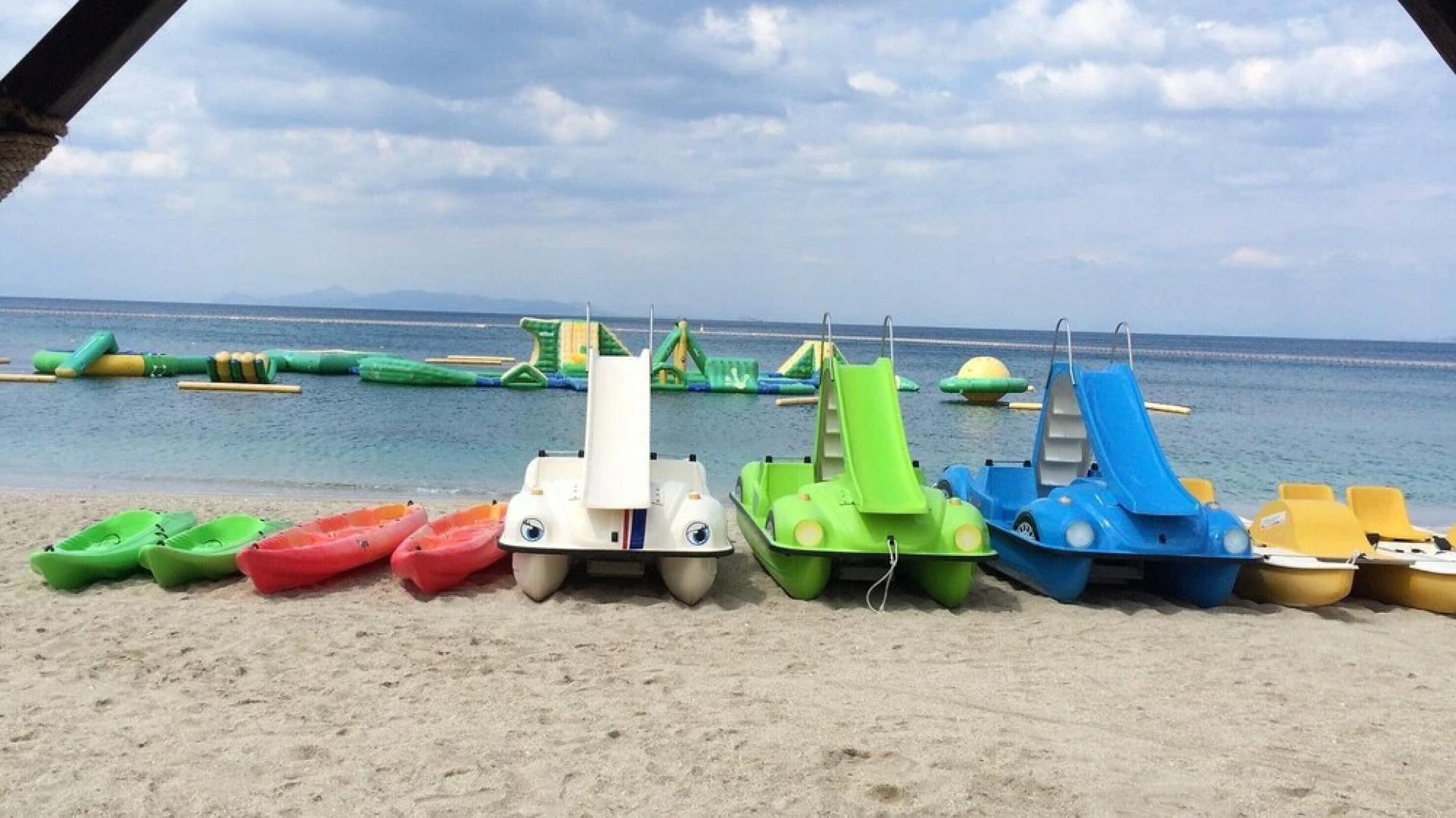 Sea View Beach Penthouse – Athens Coast