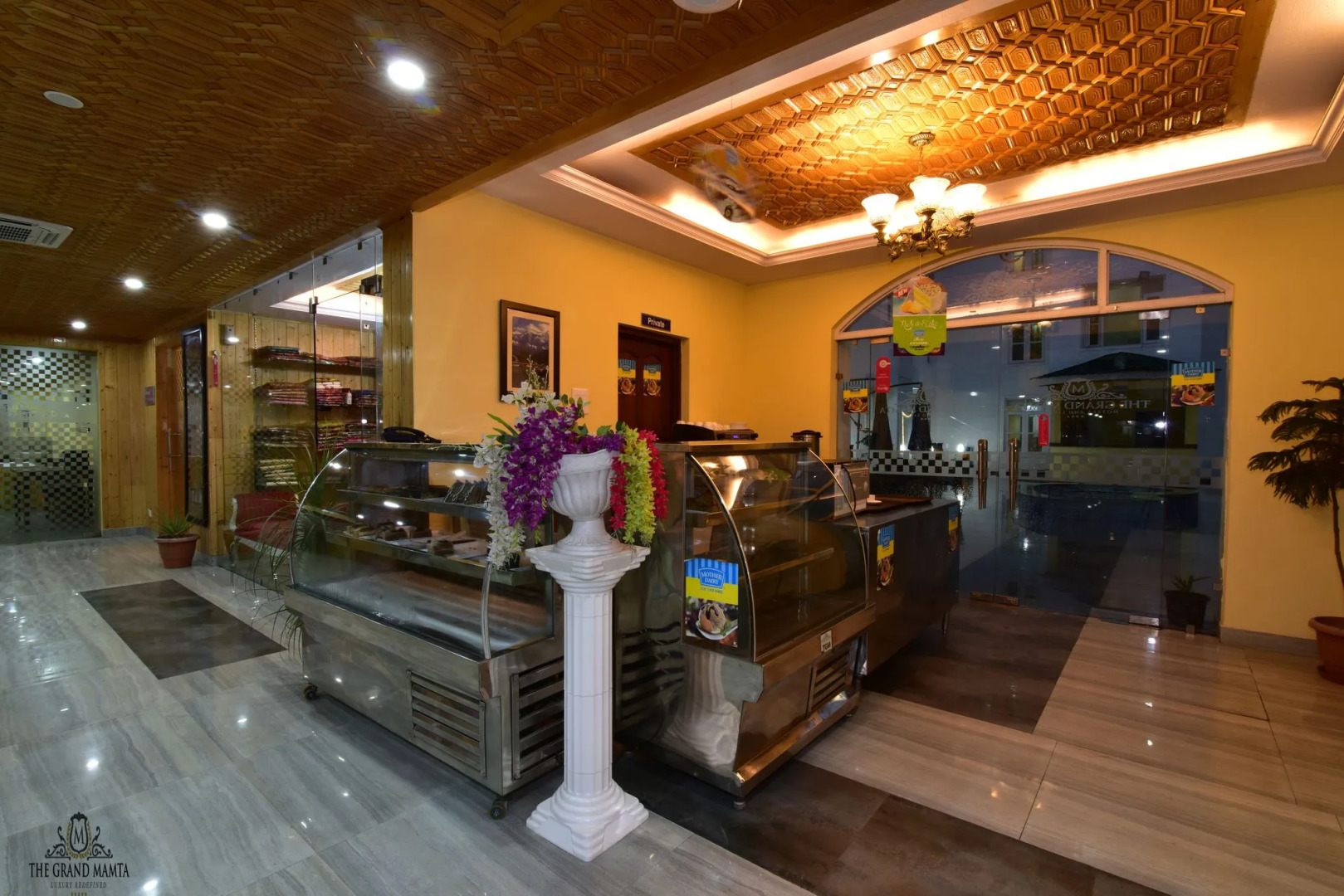 Hotel The Grand Mamta