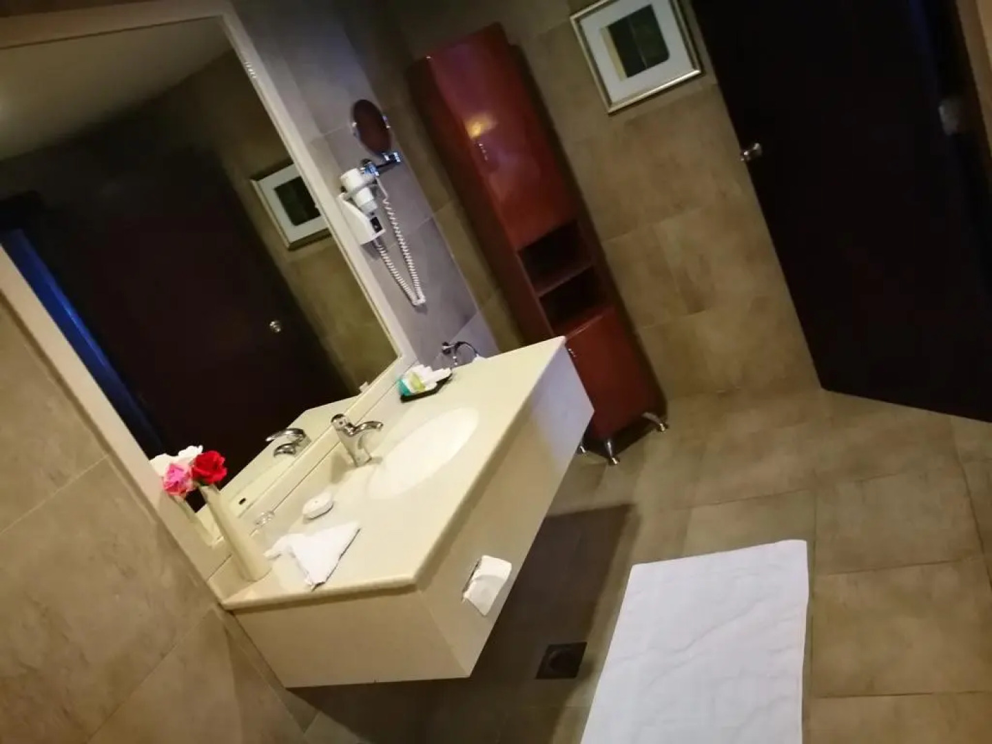 Golden Tulip Qaser Al Baha