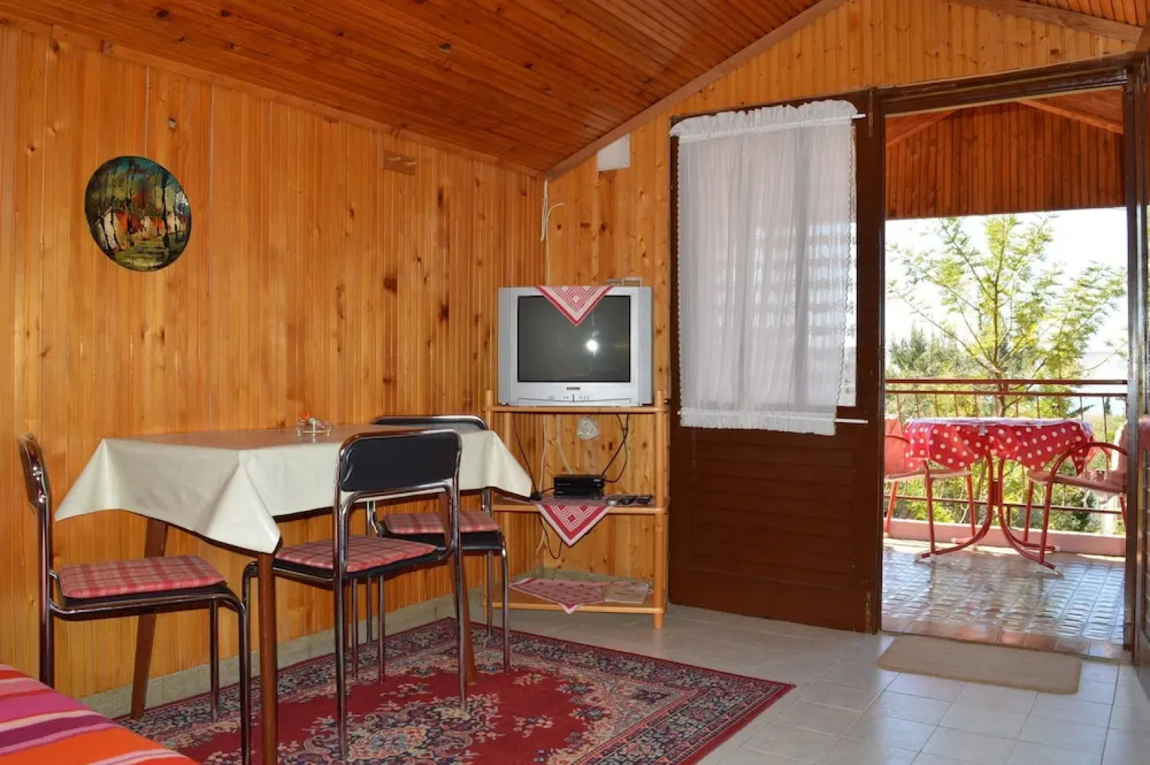 Apartments Savarin 550