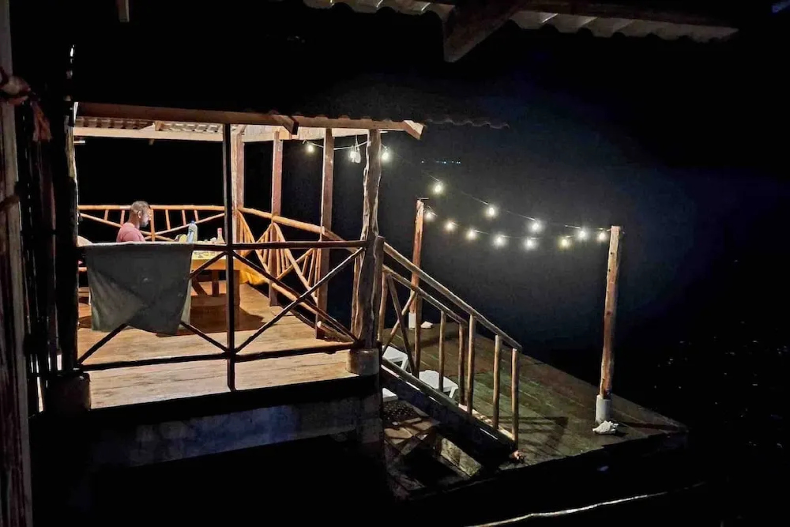 San Blas Private Over-the-Water Cabin